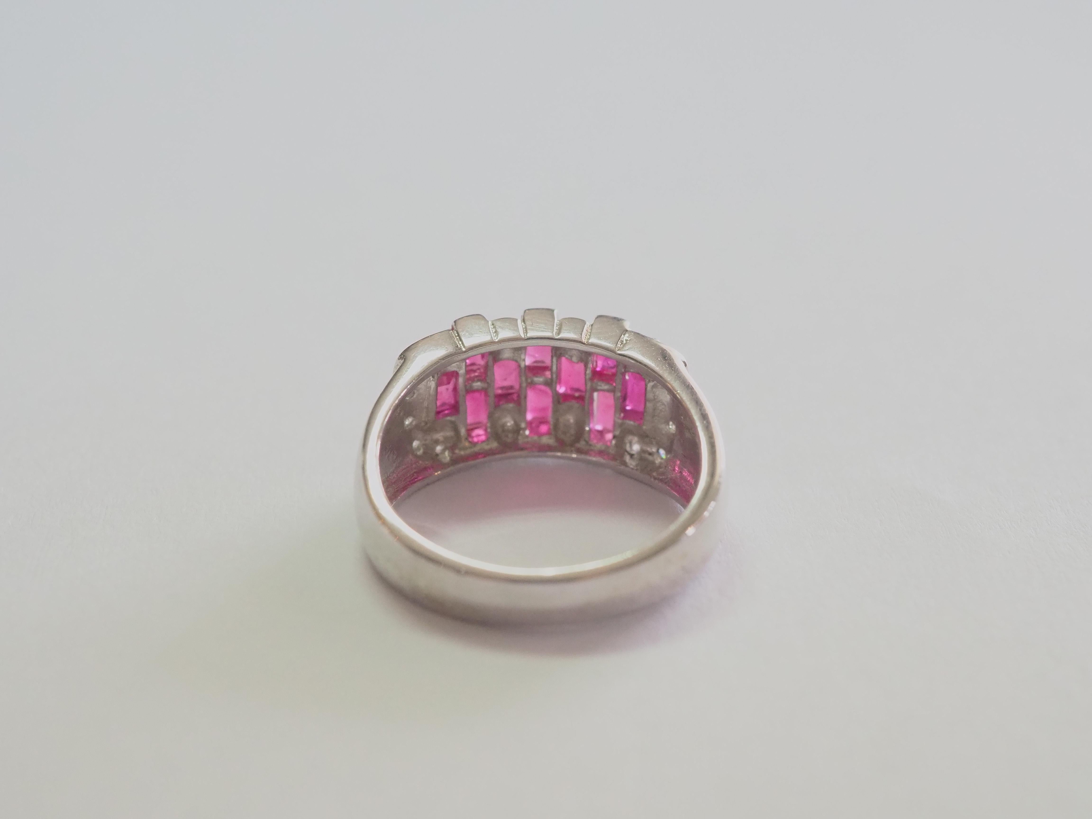 No Reserve- Contemporary 1.90ct Ruby & CZ Sterling Silver Band Ring In Excellent Condition For Sale In เกาะสมุย, TH