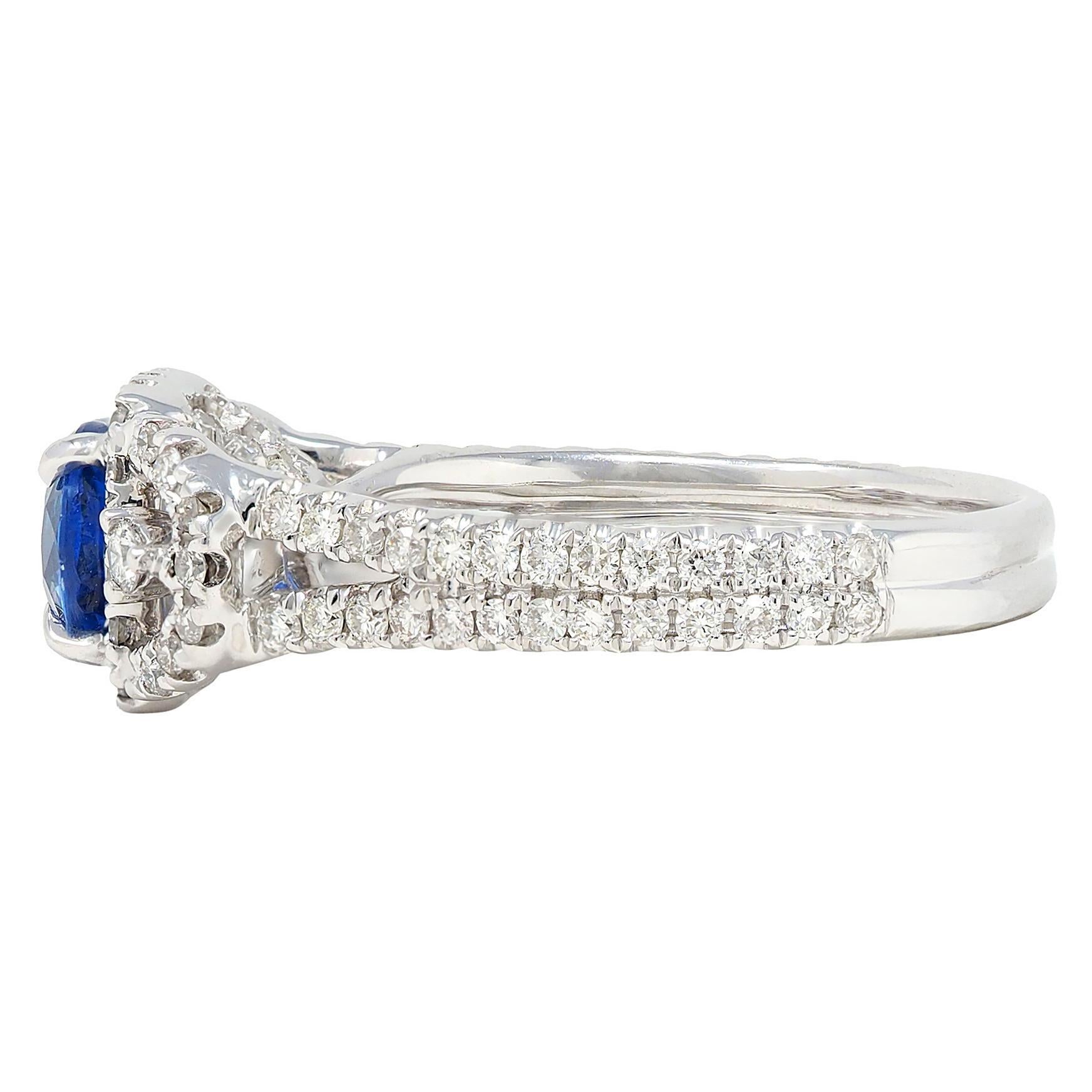 Anello aureola in oro bianco 18 carati con zaffiro e diamante da 1,98 CTW Contemporary In condizioni ottime in vendita a Philadelphia, PA