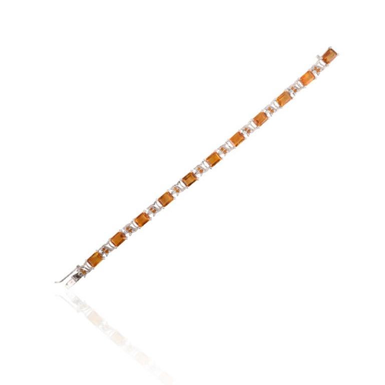 Handmade 19.9 ct Natural Citrine Gemstone Bracelet for Mother Gift in 925 Silver In New Condition For Sale In New York, NY