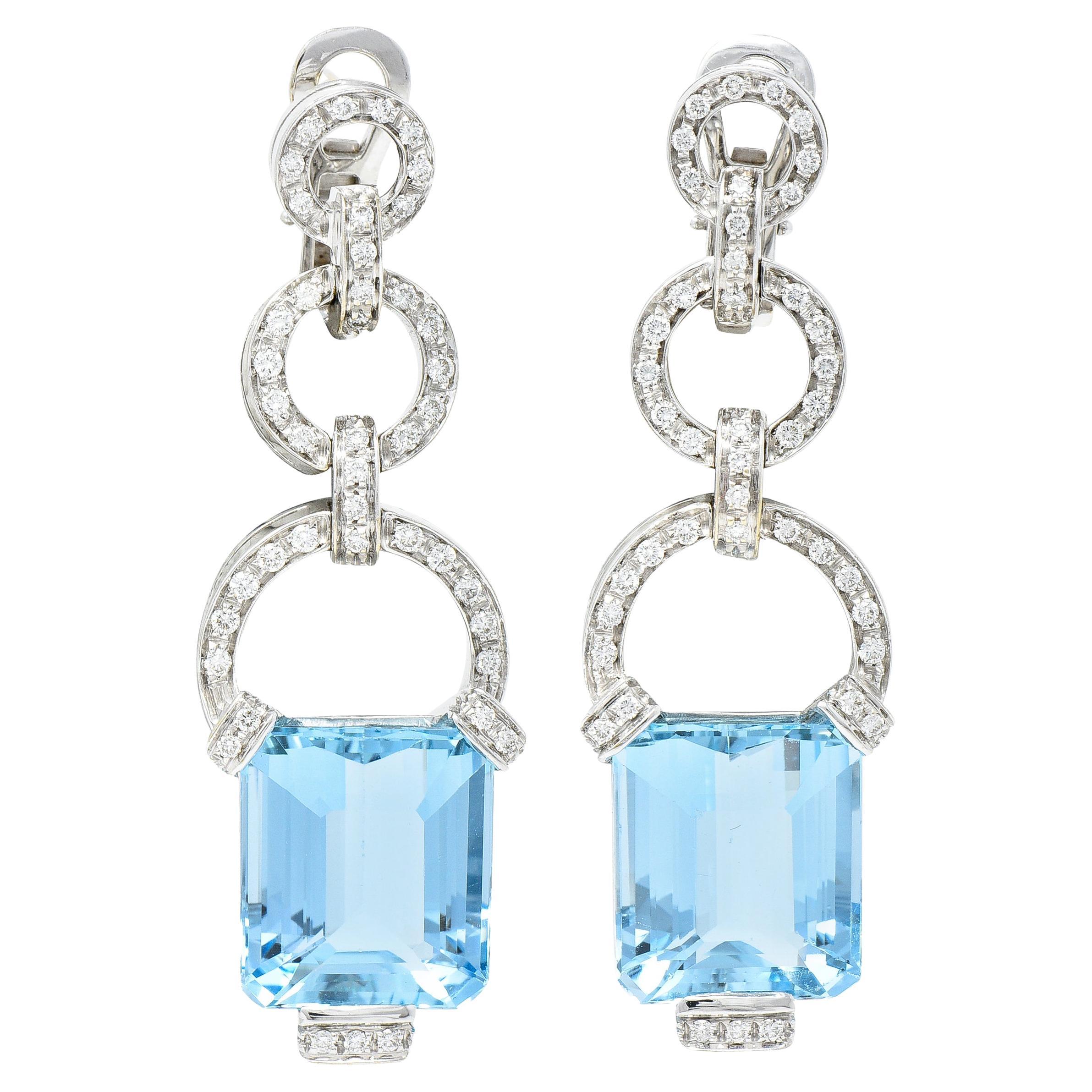 Contemporary 19.98 Carats Emerald Cut Aquamarine Diamond 18 Karat Gold Earrings