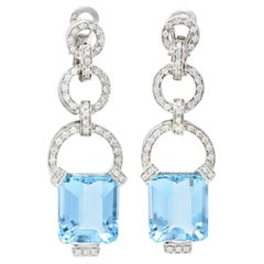 Contemporary 19.98 Carats Emerald Cut Aquamarine Diamond 18 Karat Gold Earrings