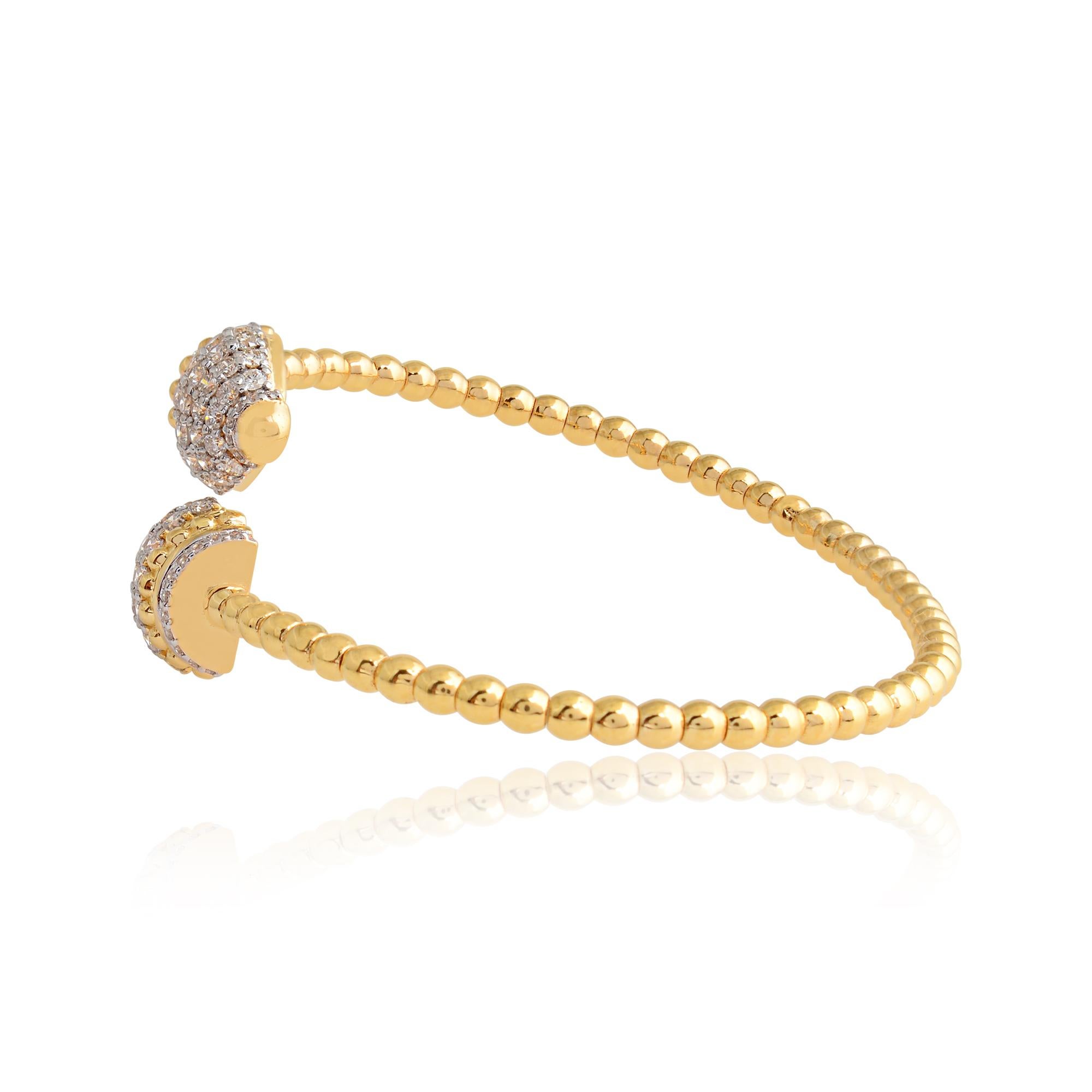 Bracelet croisé contemporain en or 18 carats avec diamants ronds de 1,9 ct en vente 1