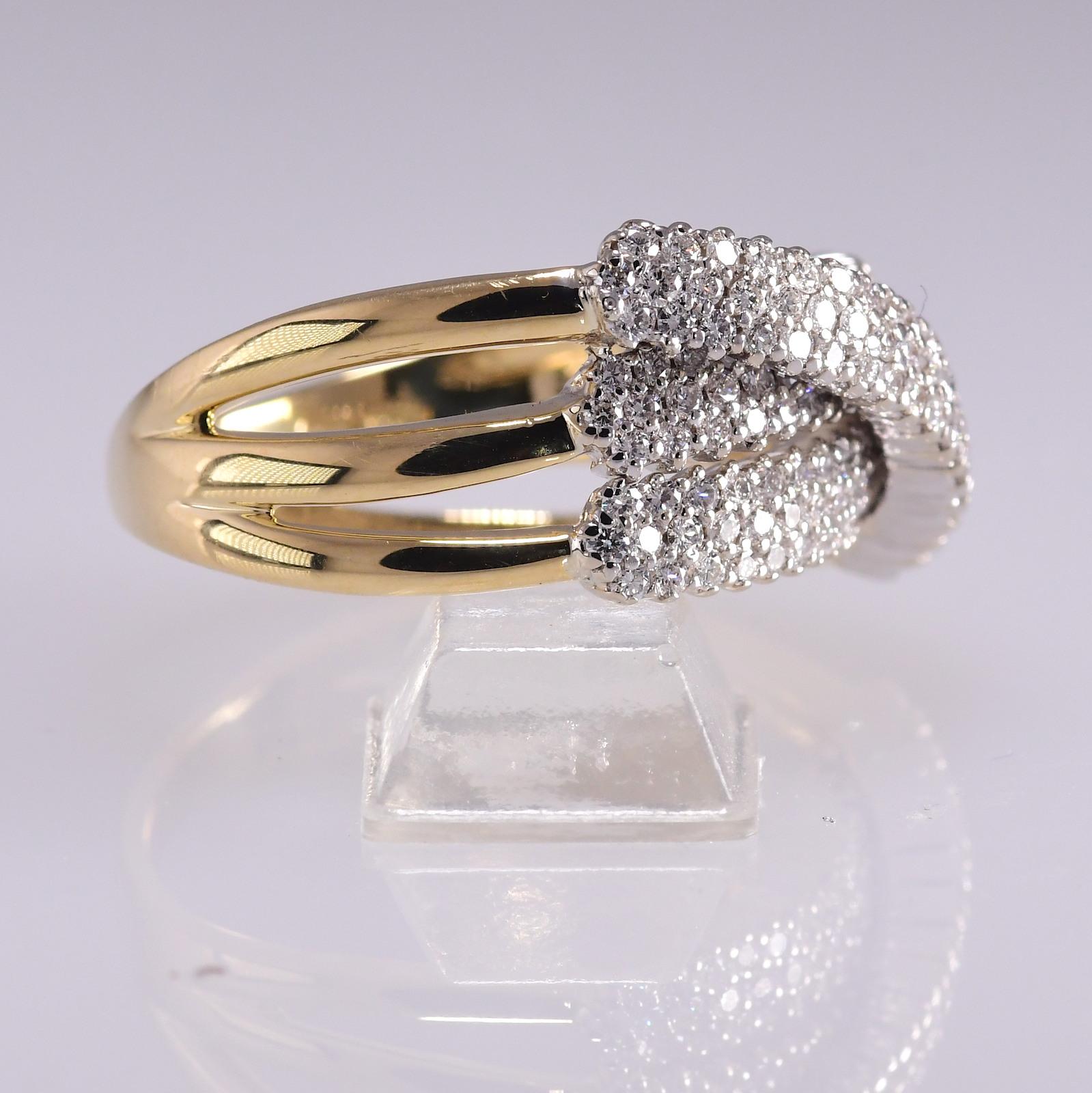 Contemporary 2.0 Carat Diamond Crossover Ring 18 Karat Gold 12.80 Grams 3