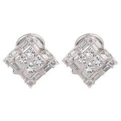 Contemporary 2.00 carat diamond 18k white gold earrings