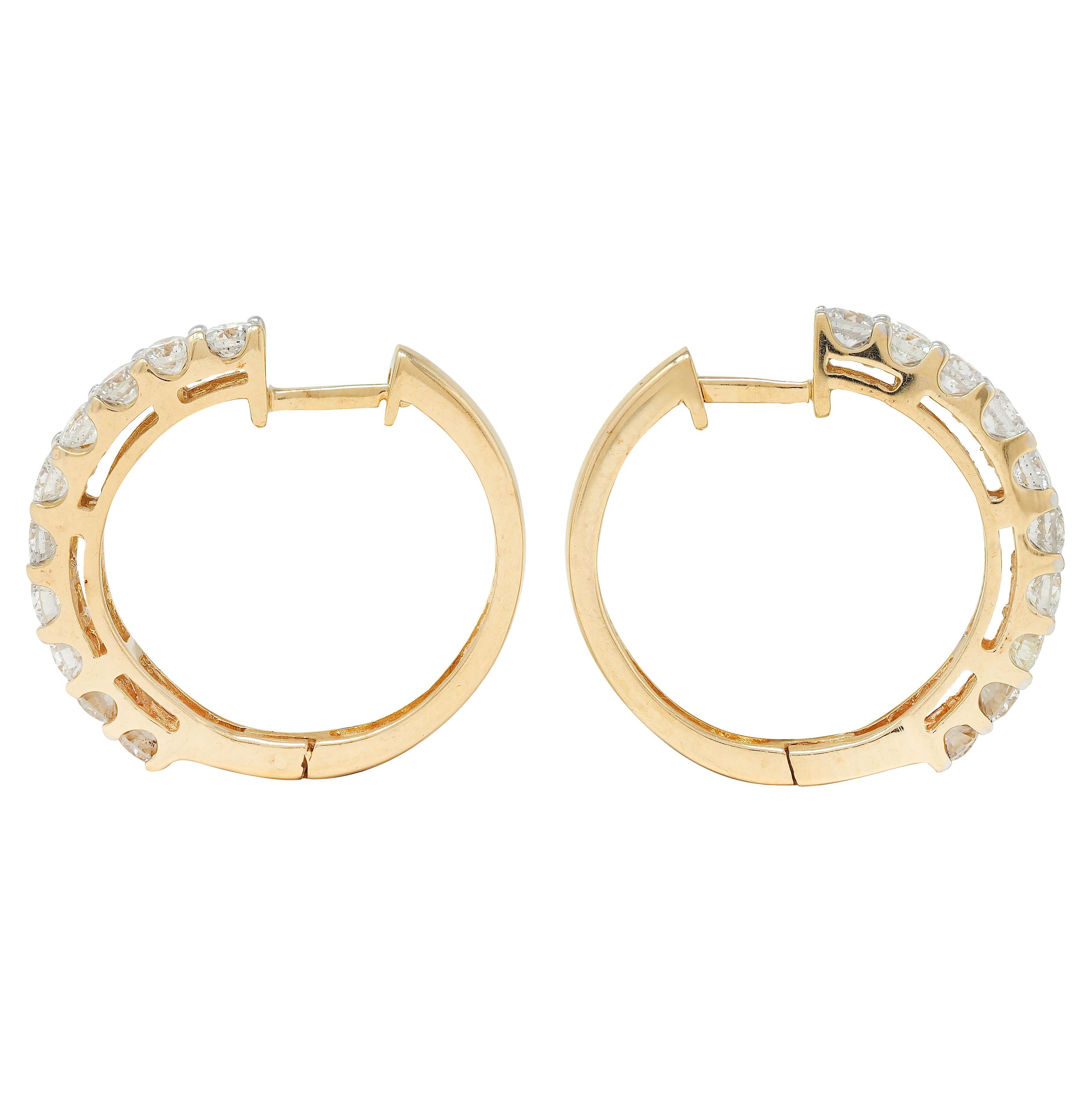 Taille ronde Boucles d'oreilles contemporaines en or jaune 14 carats avec 2,00 diamants CTW en vente