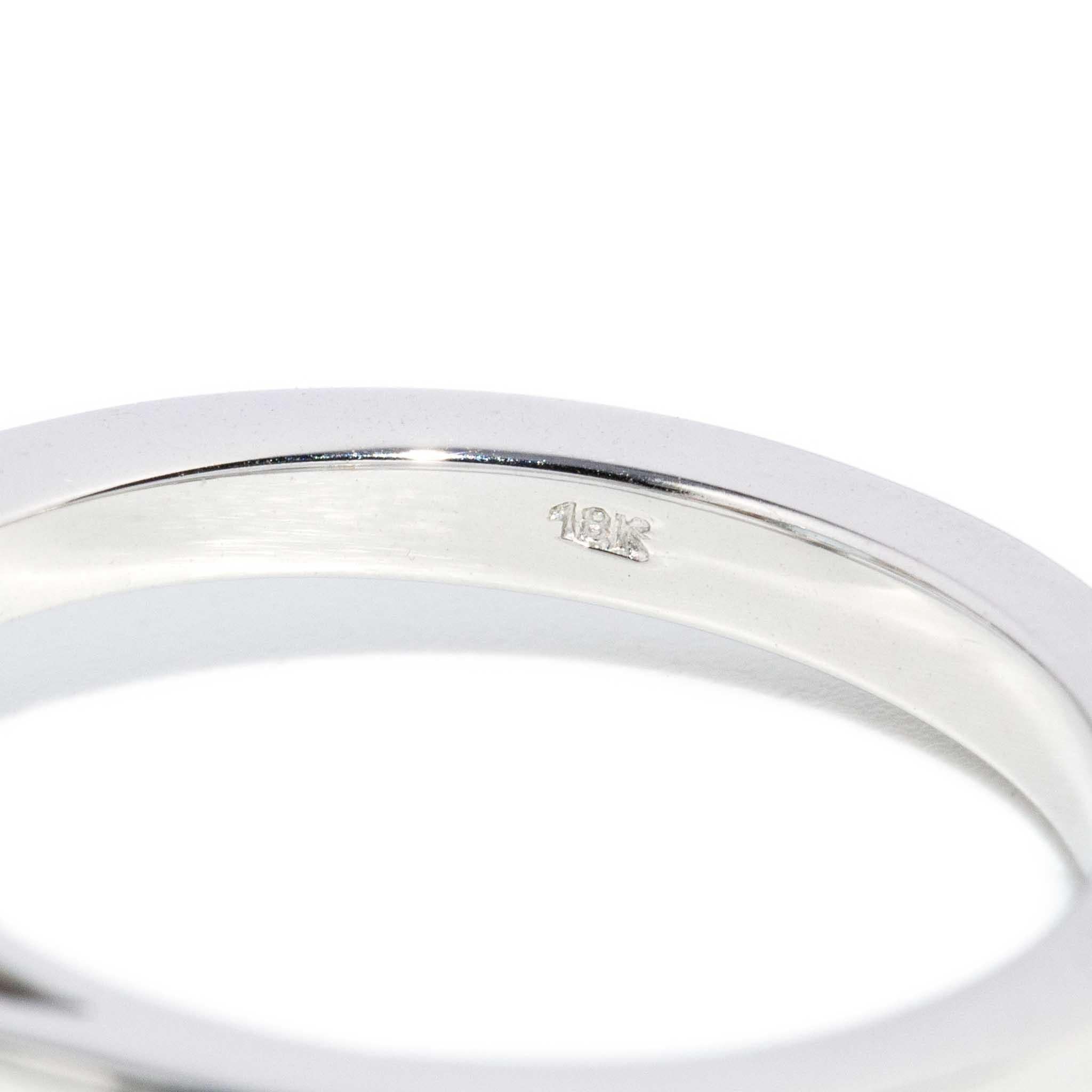 Contemporary 2.00ct Pear Cut Aquamarine & Diamond Ring 18 Carat White Gold For Sale 4