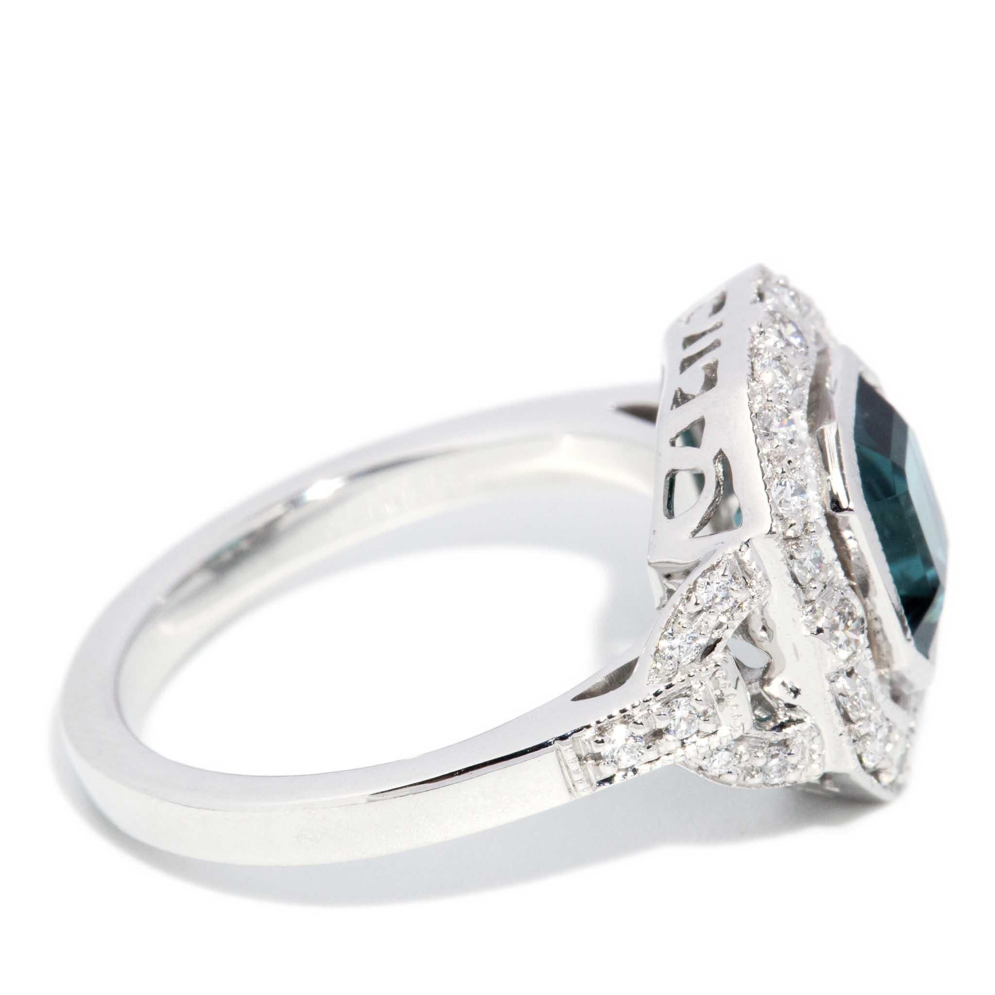 Contemporary 2.00ct Teal Indicolite Tourmaline & Diamond Ring 18ct White Gold For Sale 5
