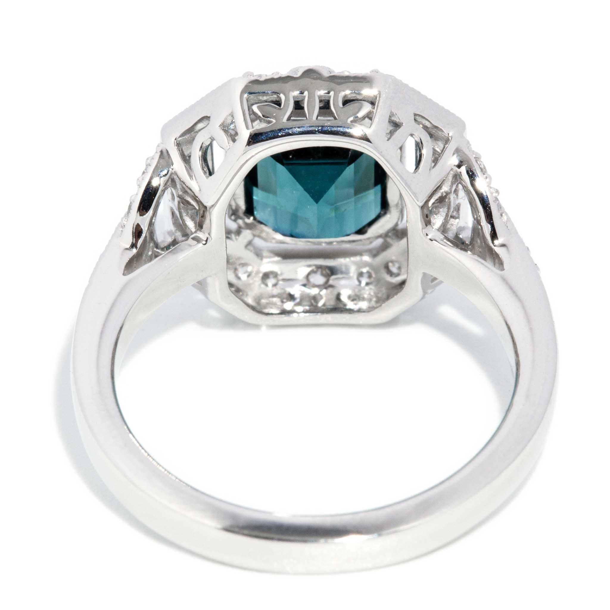 Contemporary 2.00ct Teal Indicolite Tourmaline & Diamond Ring 18ct White Gold For Sale 7