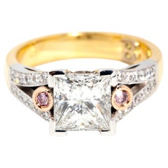 Contemporary 2.04 Carat Princess Diamond Two Tone 18 Carat Gold Engagement Ring