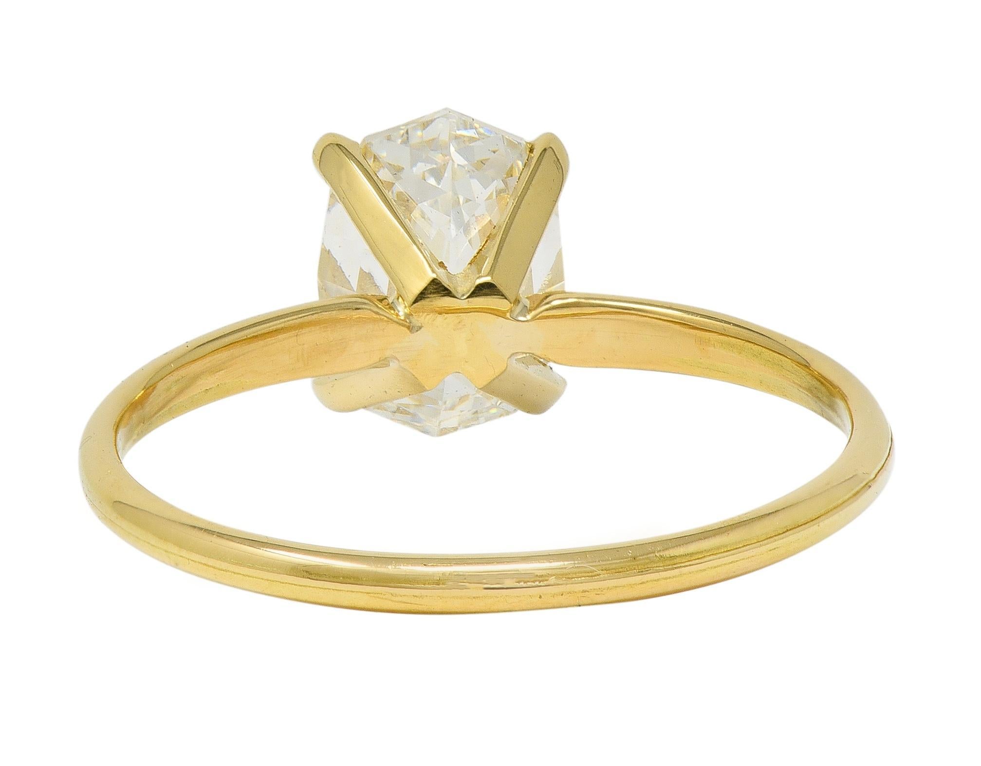 Anello di fidanzamento solitario in oro 18 carati Contemporary con diamante ovale da 2,06 CTW GIA In condizioni ottime in vendita a Philadelphia, PA