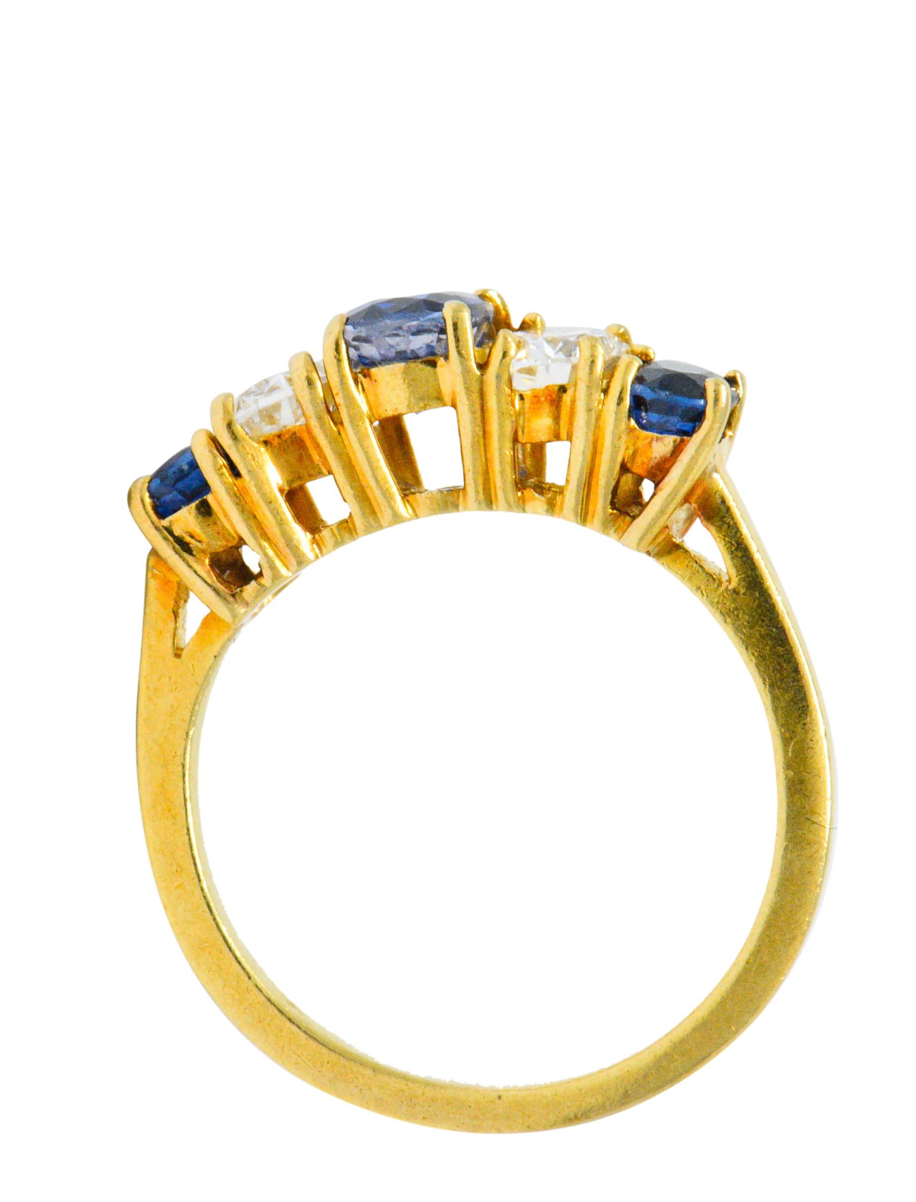 Women's or Men's Vintage 2.08 Carats Sapphire Diamond 18 Karat Gold Band Ring