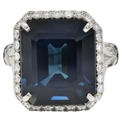 Contemporary 20.95 CTW Emerald Cut Sapphire Diamond Platinum Halo Ring AGL (Bague de halo en platine)