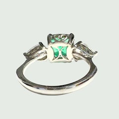 Bague grappe de diamants 1,62 carat et d'émeraudes de 3,82 carats