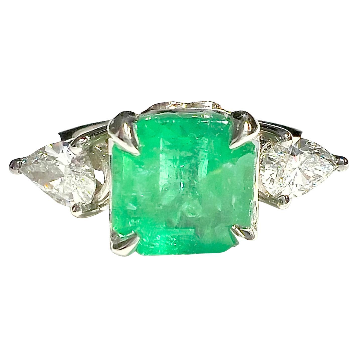 1.62 carat Diamond and 3.82 carat Emerald Cluster Ring For Sale
