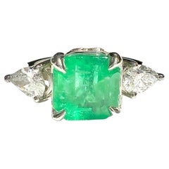 1.62 carat Diamond and 3.82 carat Emerald Cluster Ring