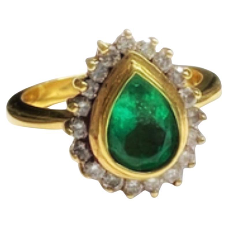 Contemporary 20th Century with Diamonds and Emerald Yellow Gold Ring For Sale