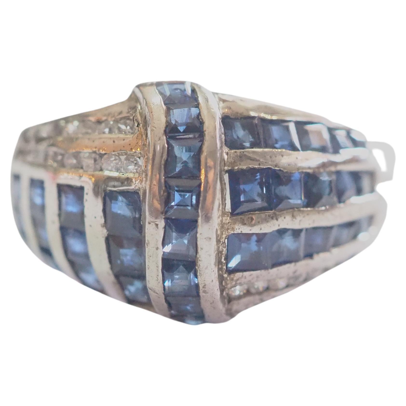 No Reserve- Contemporary 2.10ct Blue Sapphire & CZ Sterling Silver Band Ring For Sale