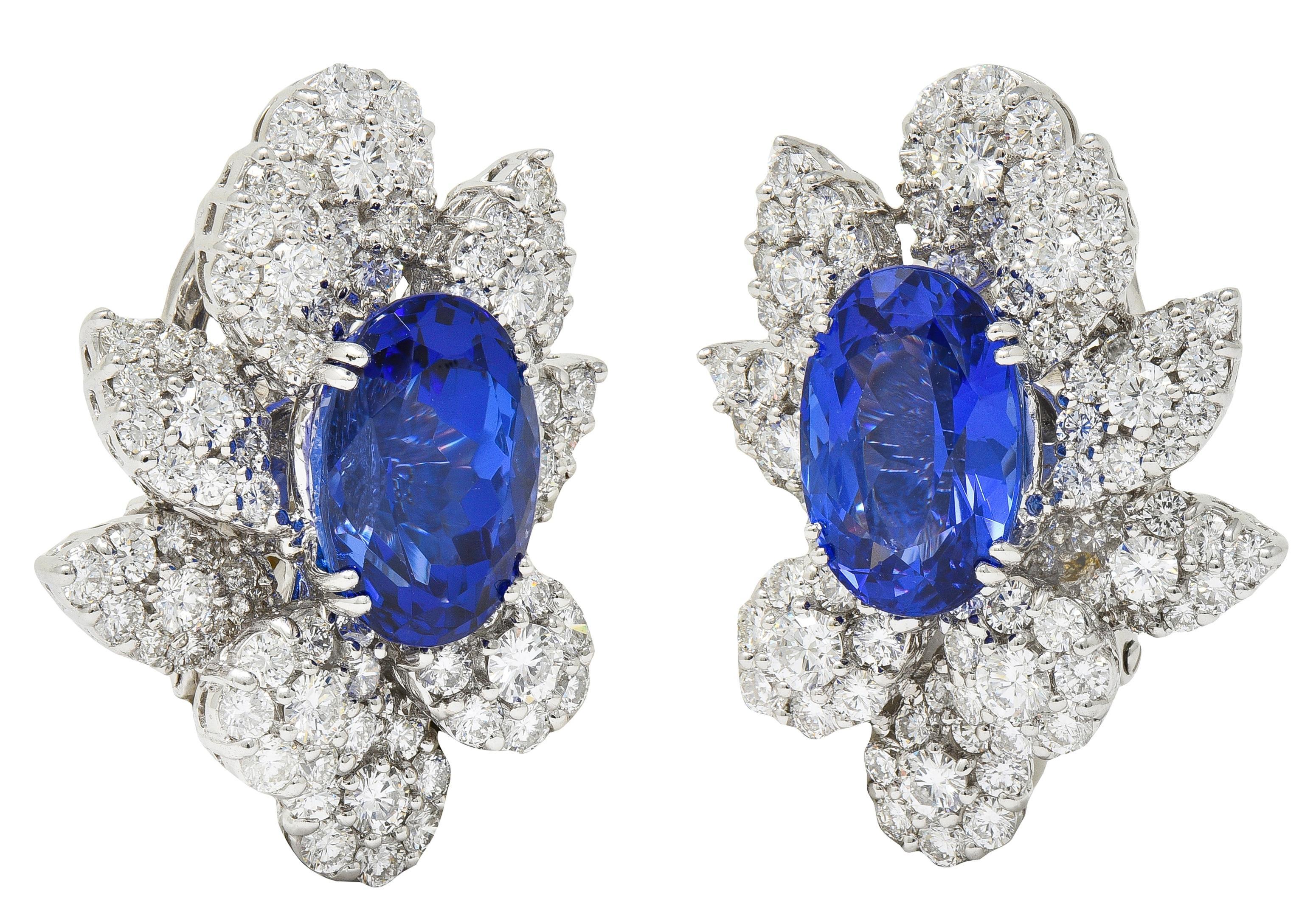 Orecchini floreali contemporanei con diamante tanzanite 21,16 CTW in oro bianco 18 carati in vendita 2