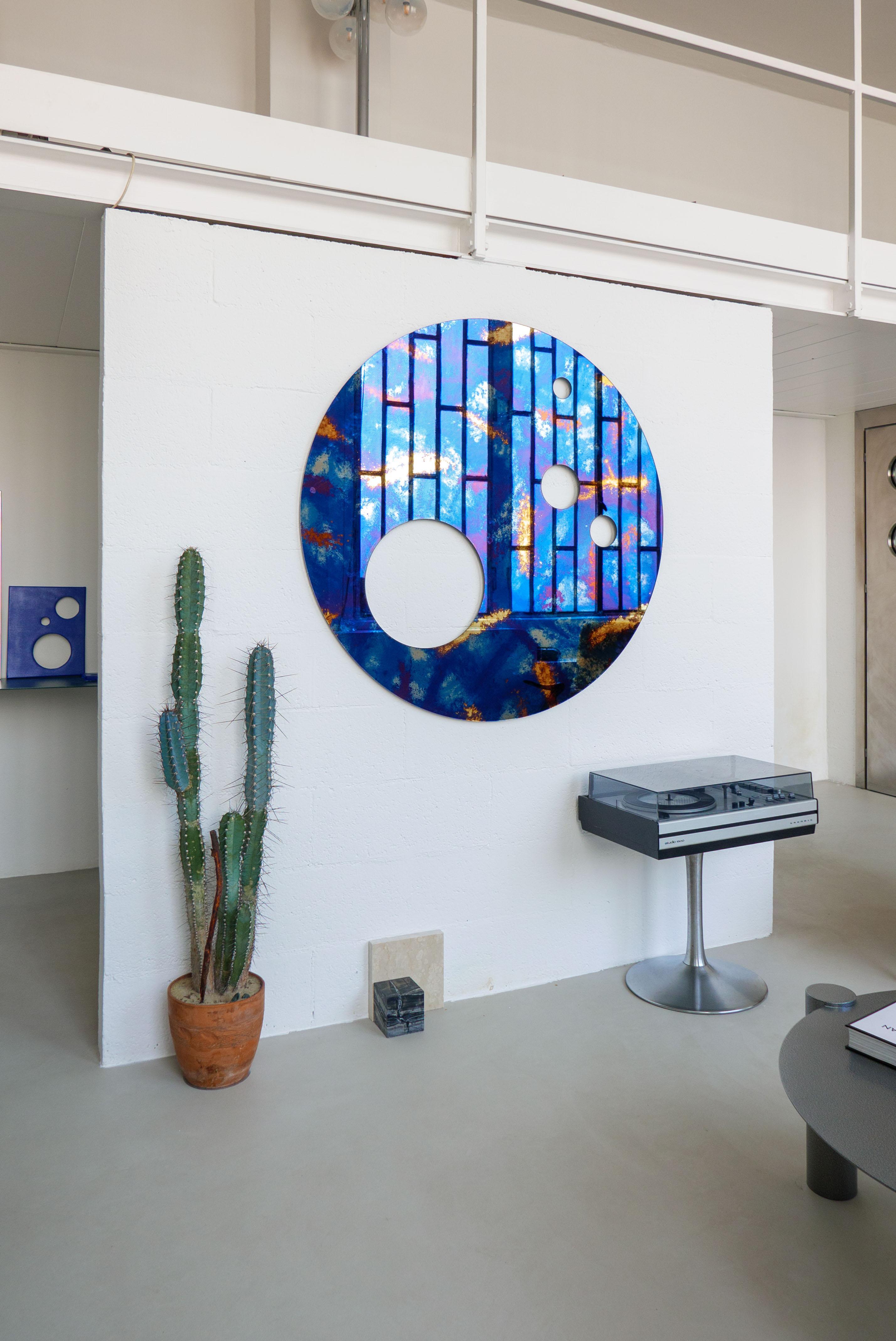 Zeitgenössischer blauer Silos-Spiegel des 21. Jahrhunderts von Spinzi, antik patinierte Oberfläche im Angebot 13