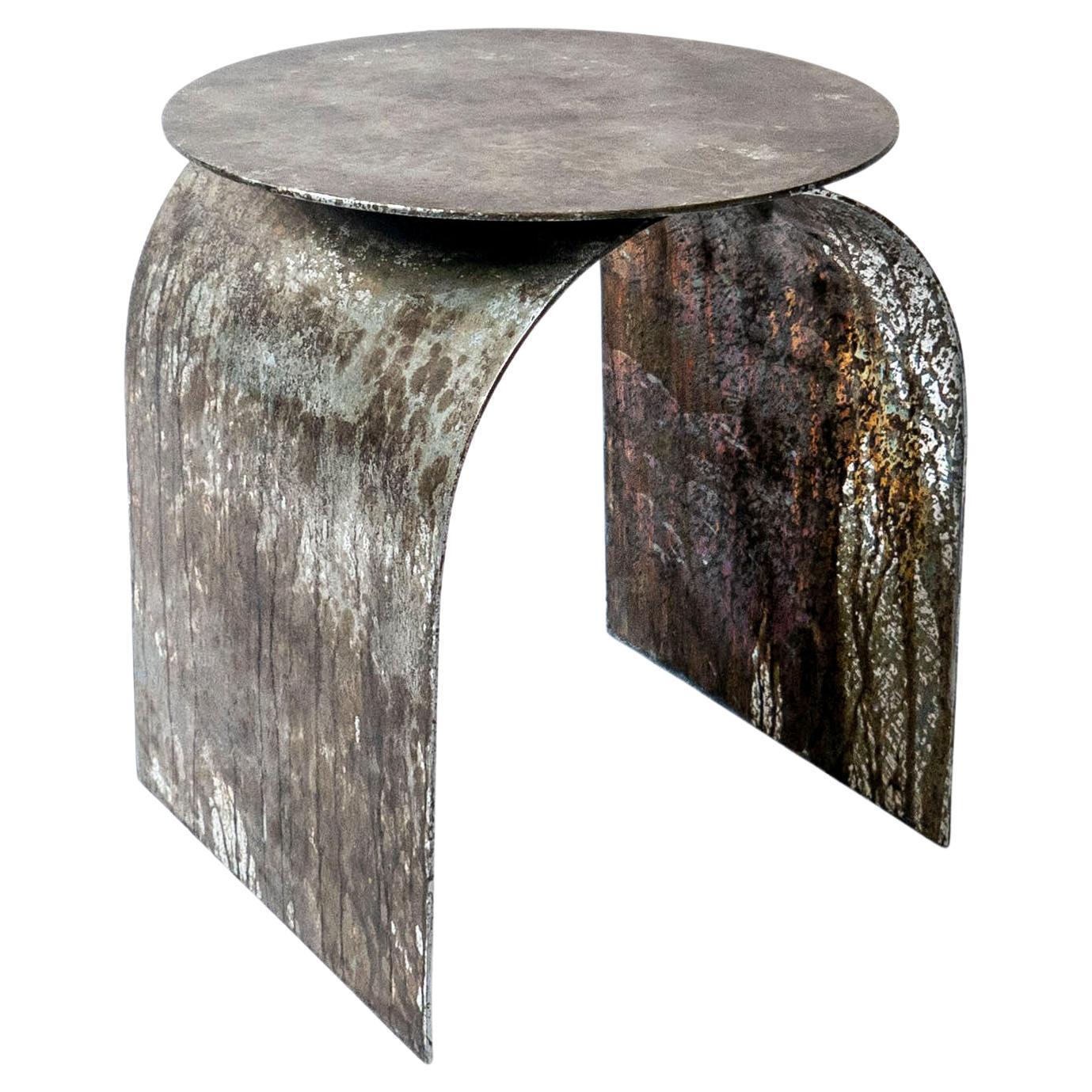 Table d'appoint contemporaine du 21e siècle en palladium par Spinzi, métal fini à la main
