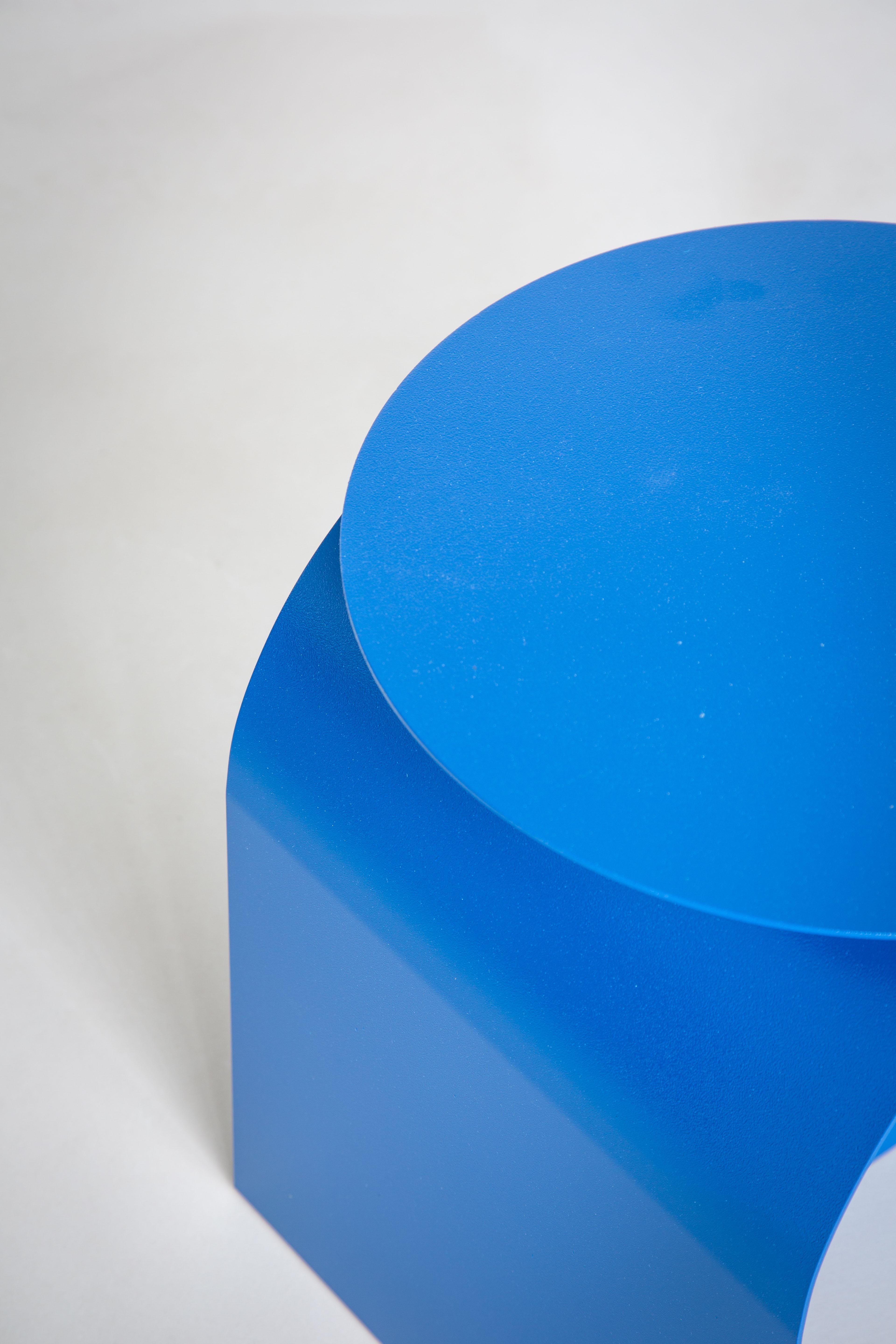 Contemporary 21st Century Palladium Zero Side Table by Spinzi in Electric Blue In New Condition For Sale In Milano, IT