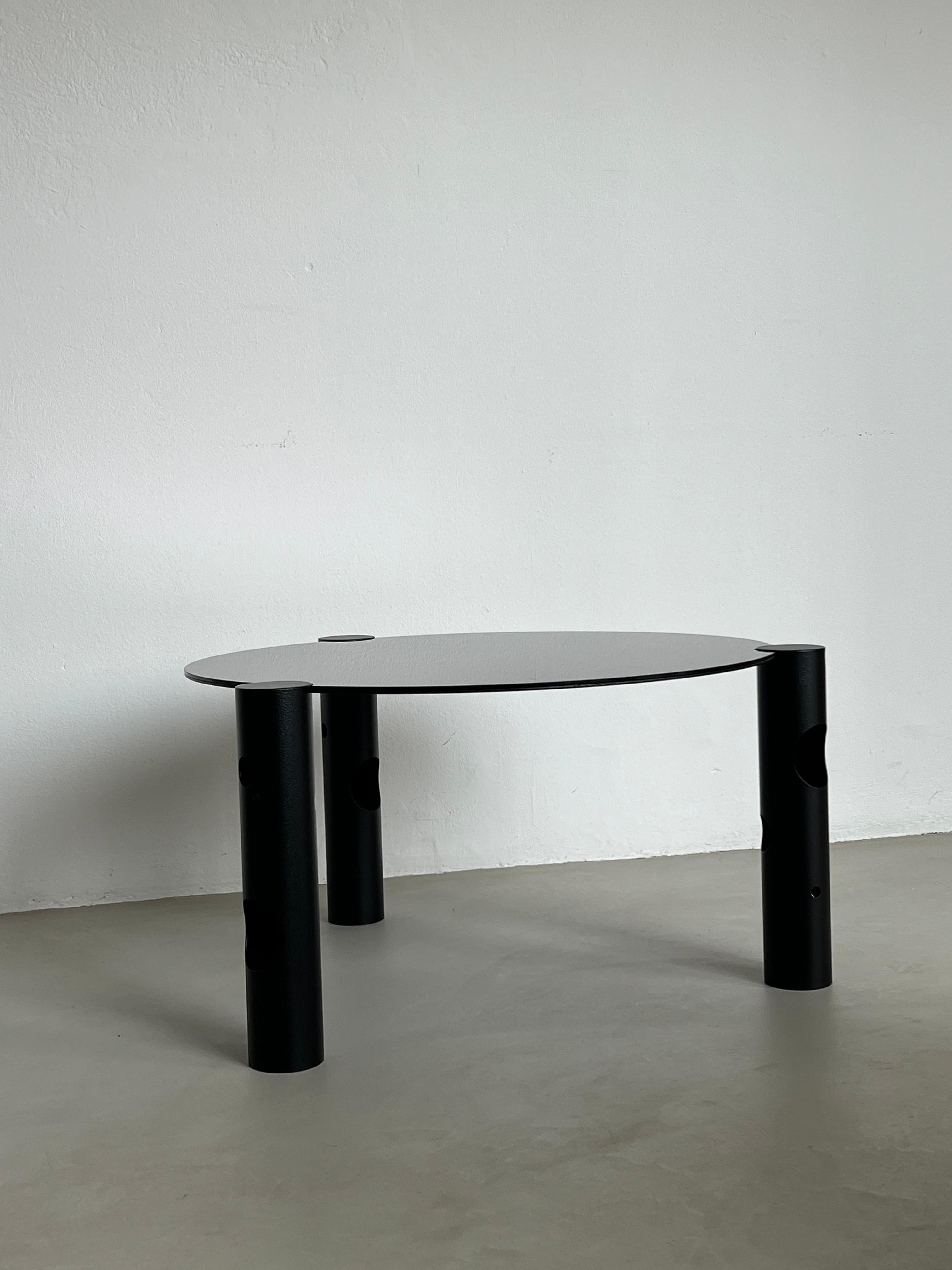 Contemporary 21st Century Silos Couchtisch von Spinzi, Industrielle Sammlerstücke (Moderne) im Angebot