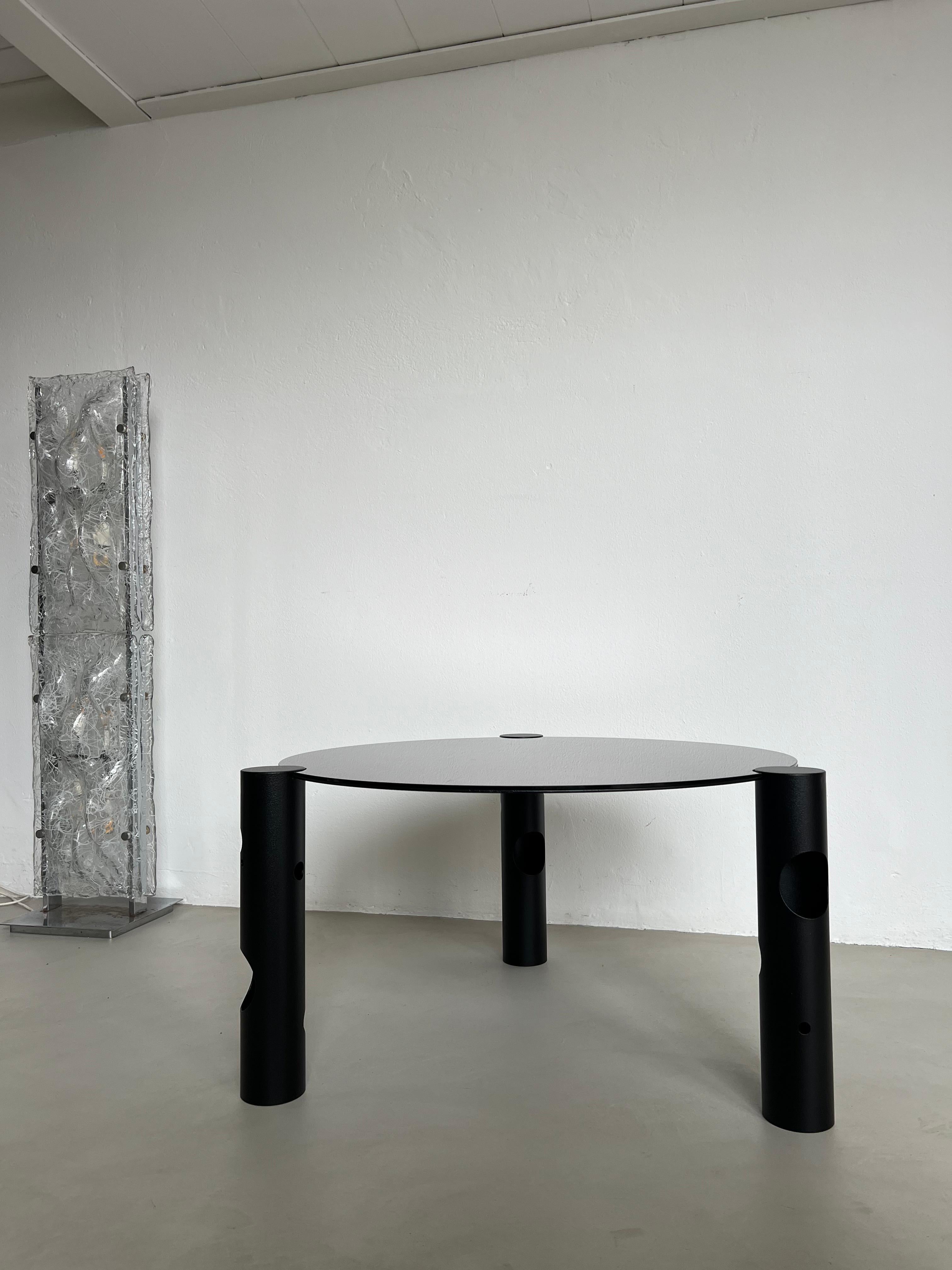 Contemporary 21st Century Silos Couchtisch von Spinzi, Industrielle Sammlerstücke (21. Jahrhundert und zeitgenössisch) im Angebot