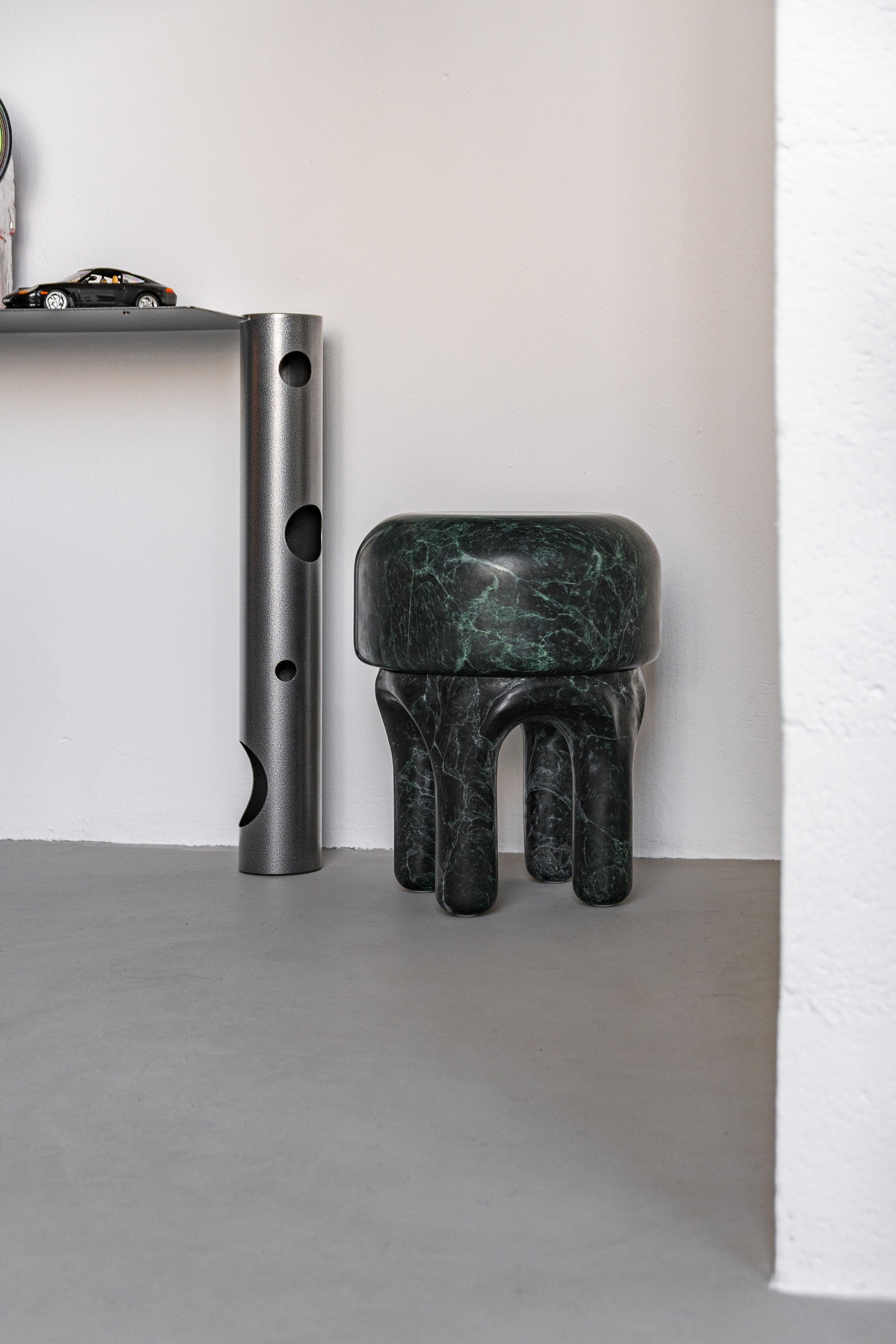 Marmorhocker - Skulptur, Contemporary Italian Collectible Design (Italienisch) im Angebot
