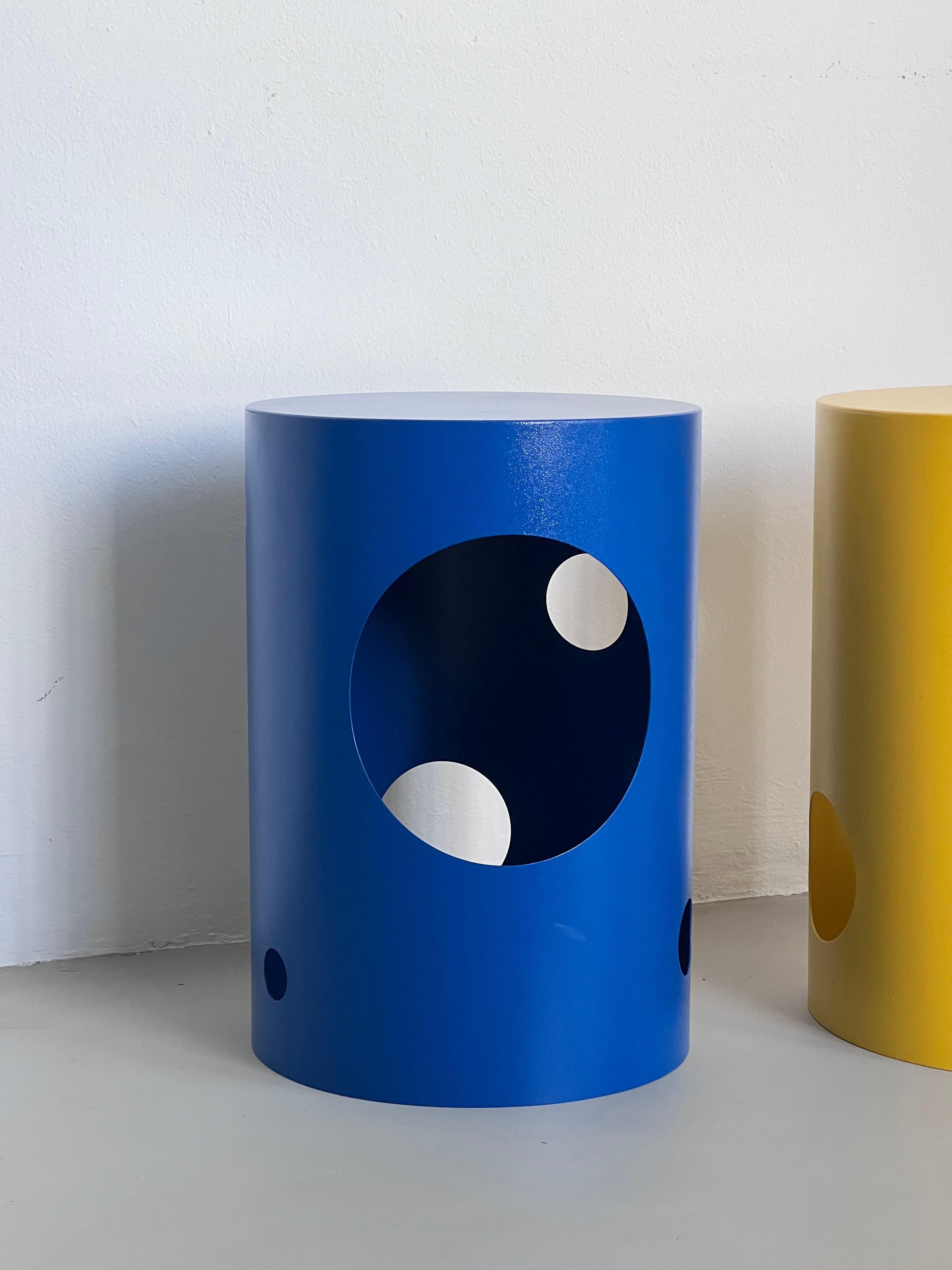 Contemporary 21st Century Spinzi Silös Stool, Side Table, Electric Blue In New Condition For Sale In Milano, IT
