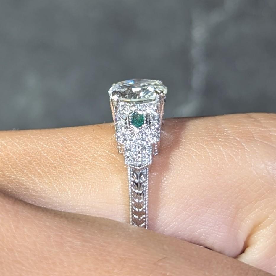 Contemporary 2.21 CTW Diamond Emerald 18 Karat White Gold Engagement Ring GIA For Sale 5