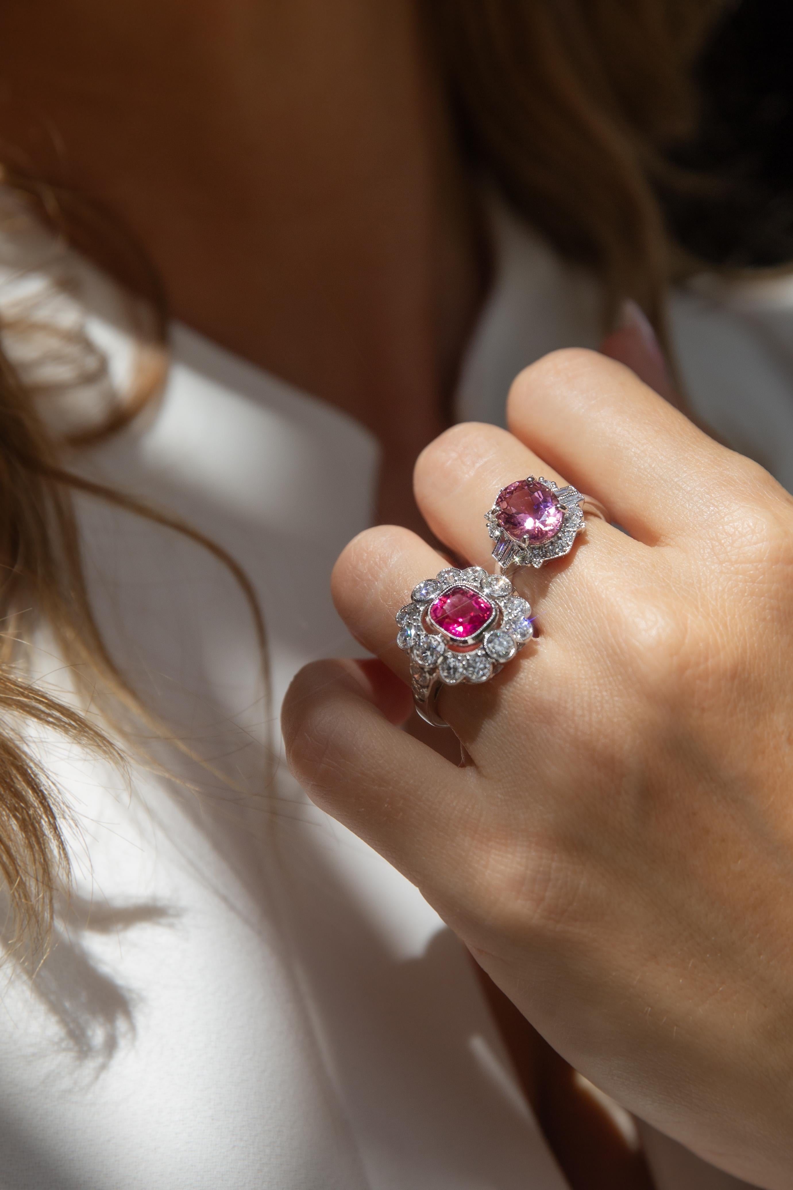 Taille coussin Bague Contemporary 2.22 Carat Rubellite & 2.48 Carat Diamond Halo Gold 18ct White Gold en vente