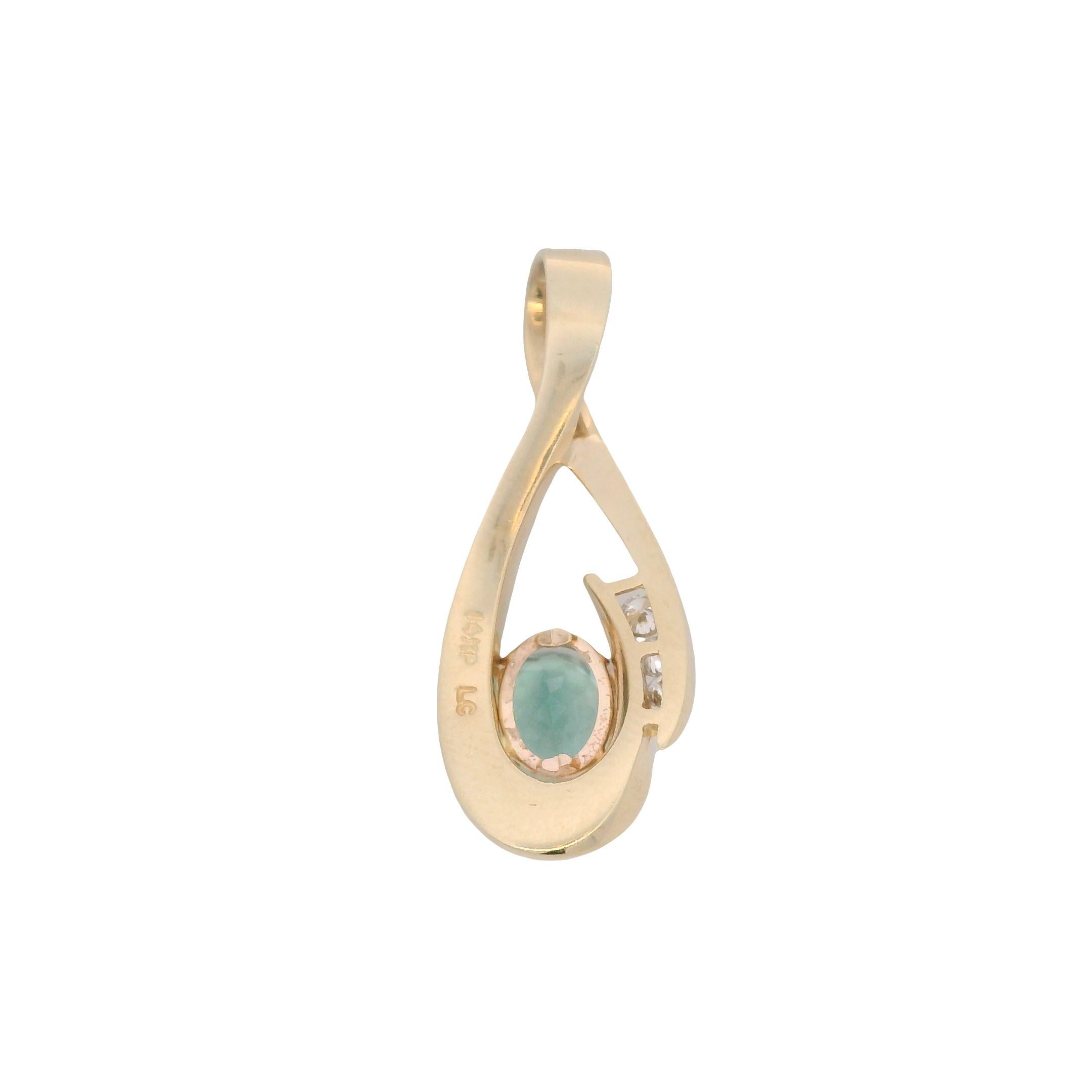 Pendentif contemporain en or jaune 14k et diamant en tourmaline verte de 2,33 carats en vente 2