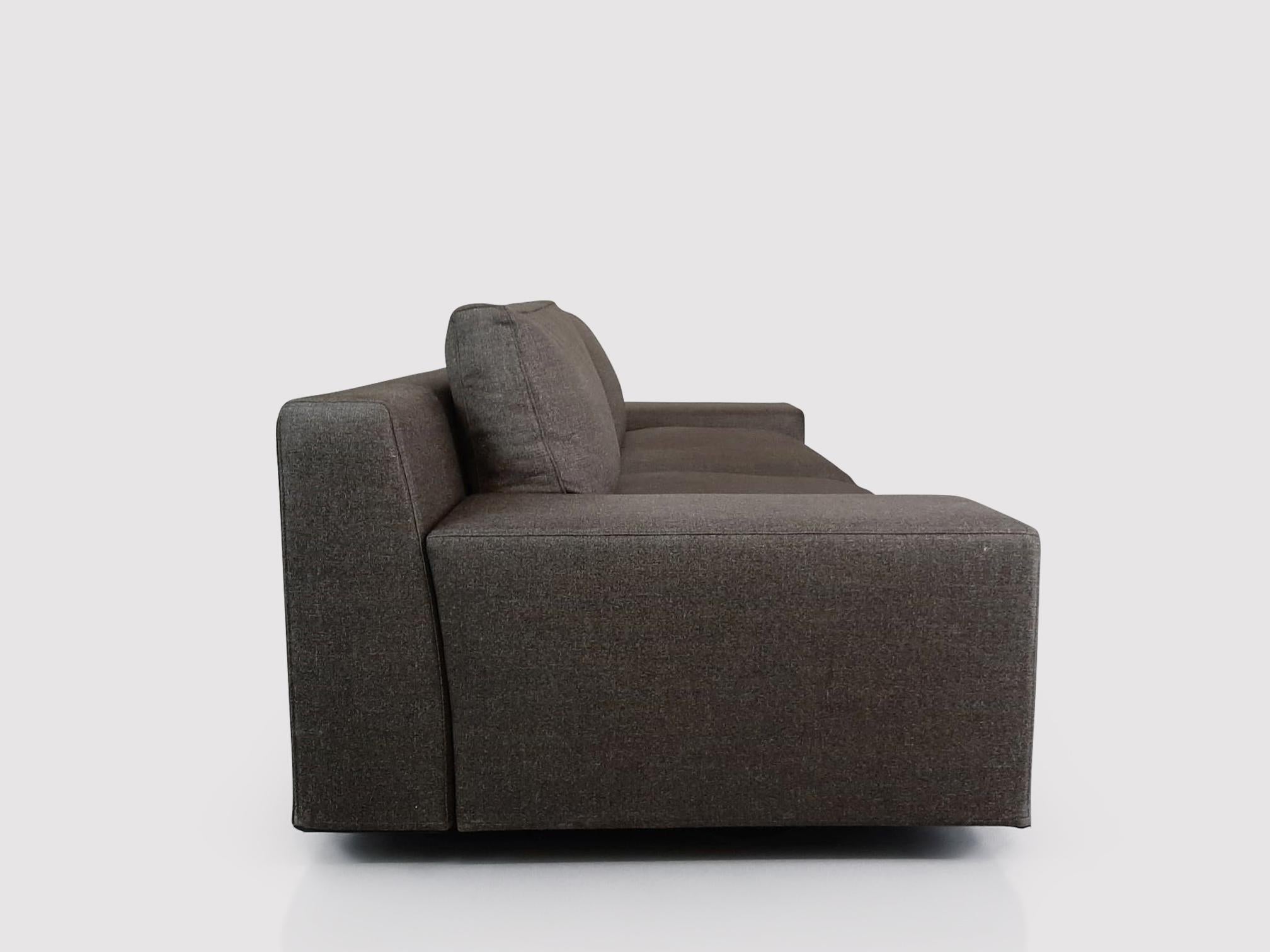 Contemporary 235-236 Mister 2, 5 Seater Sofa by Philippe Starck for Cassina 2004 In Good Condition In Sas van Gent, NL