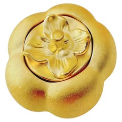 Hucha china contemporánea de color caqui, de oro amarillo de 24 quilates