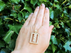 Contemporary 2.50ct Diamond and 18k Yellow Gold Pendant, London 2008