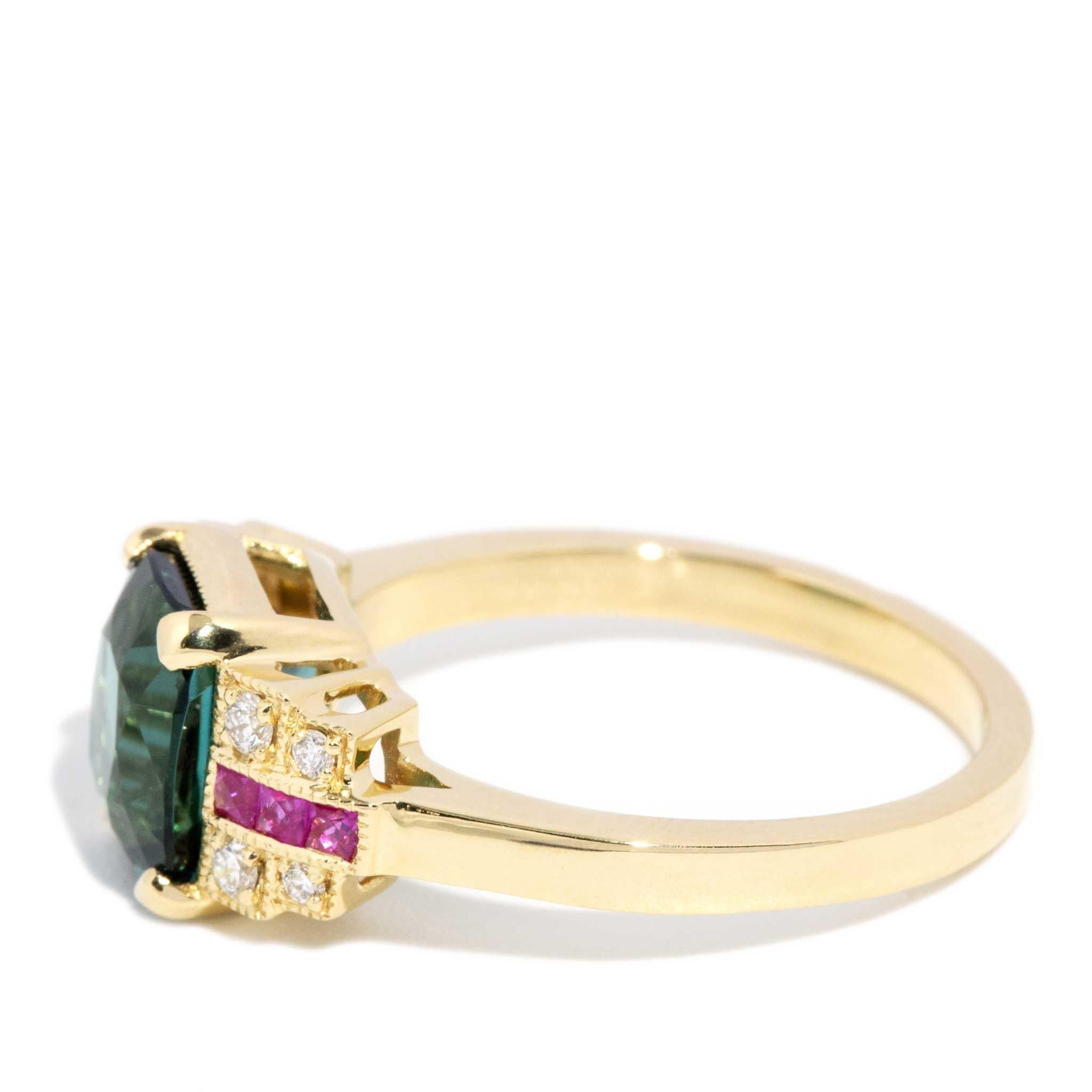 Contemporary 2.50ct Indicolite Tourmaline Ruby & Diamond Ring 18ct Yellow Gold For Sale 4