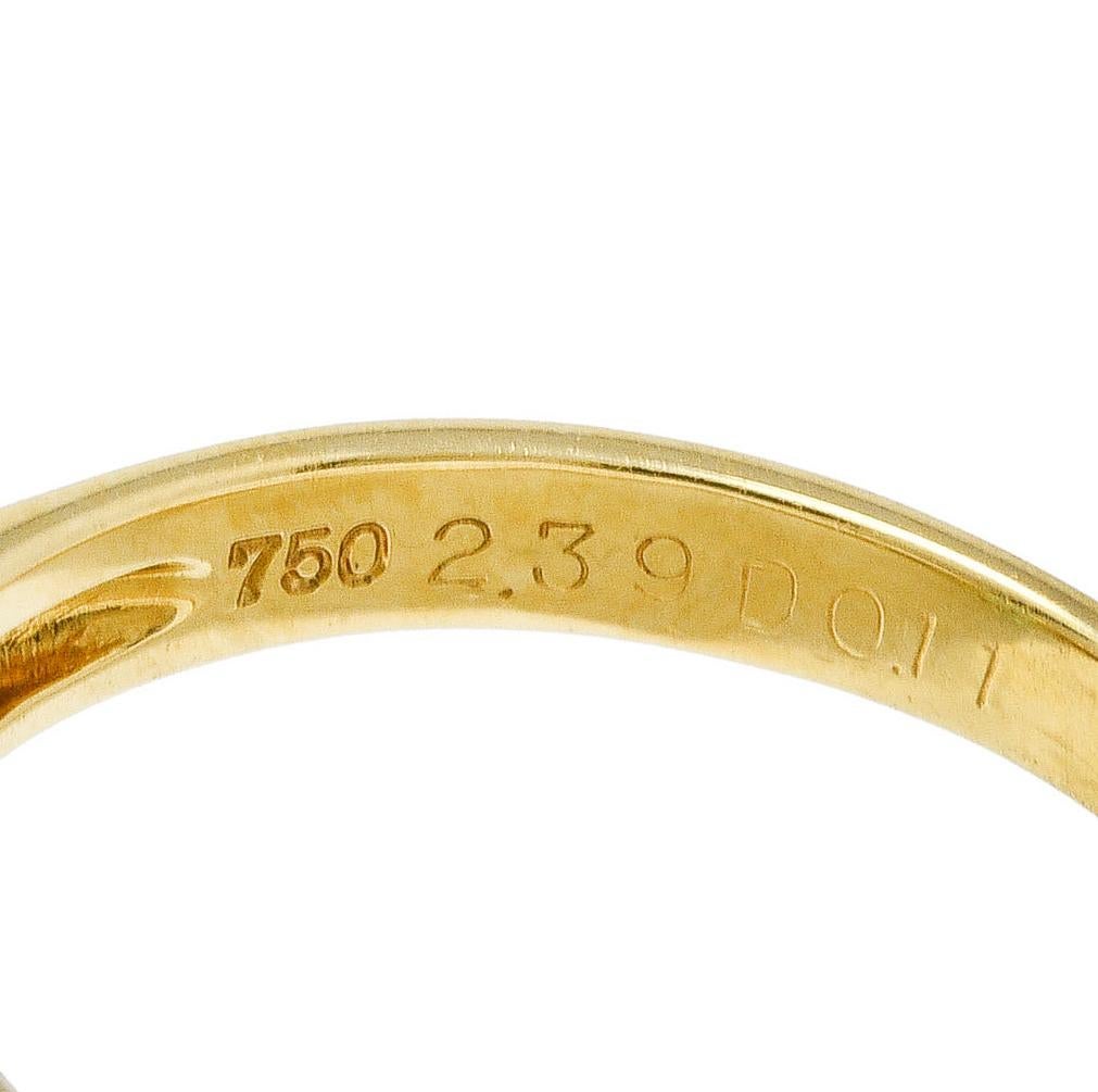 Contemporary 2.51 Carat Paraiba Tourmaline Trillion Cut Diamond 18 Karat Ring For Sale 3