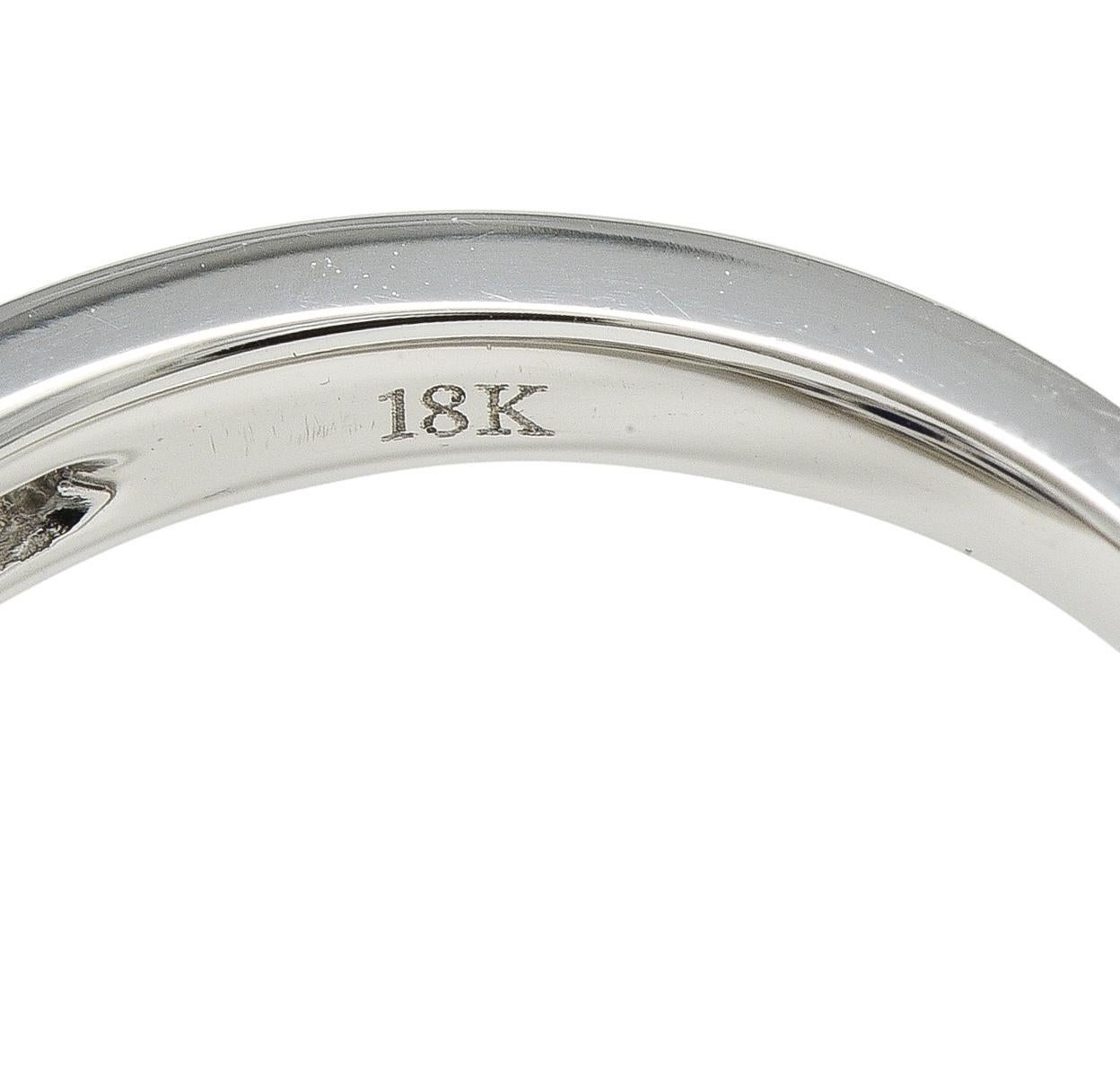 Zeitgenössischer 2,56 CTW Saphir-Diamant 18 Karat Weißgold Halo-Ring im Angebot 1