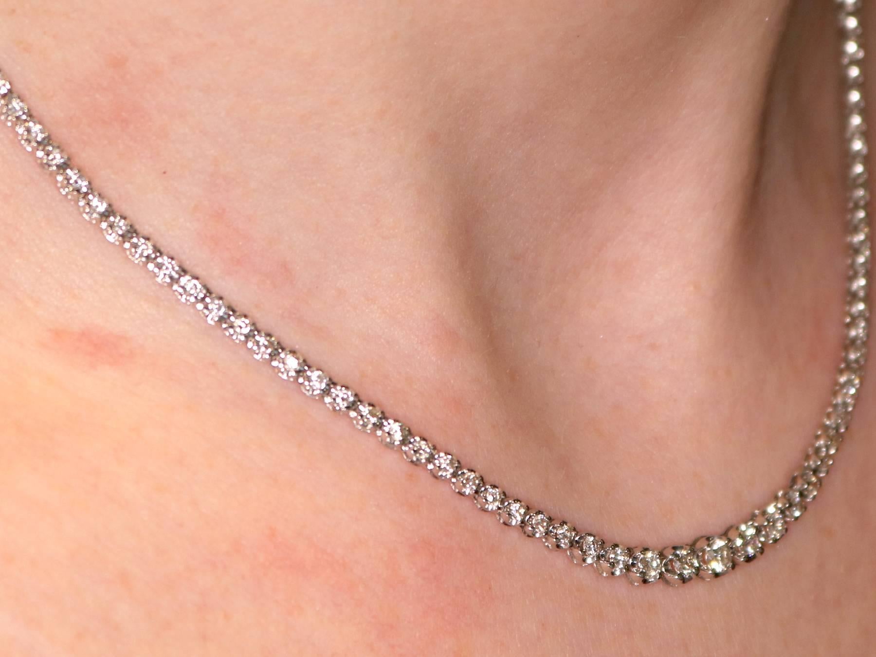 Contemporary 2.60 Carat Diamond White Gold Line Necklace 4