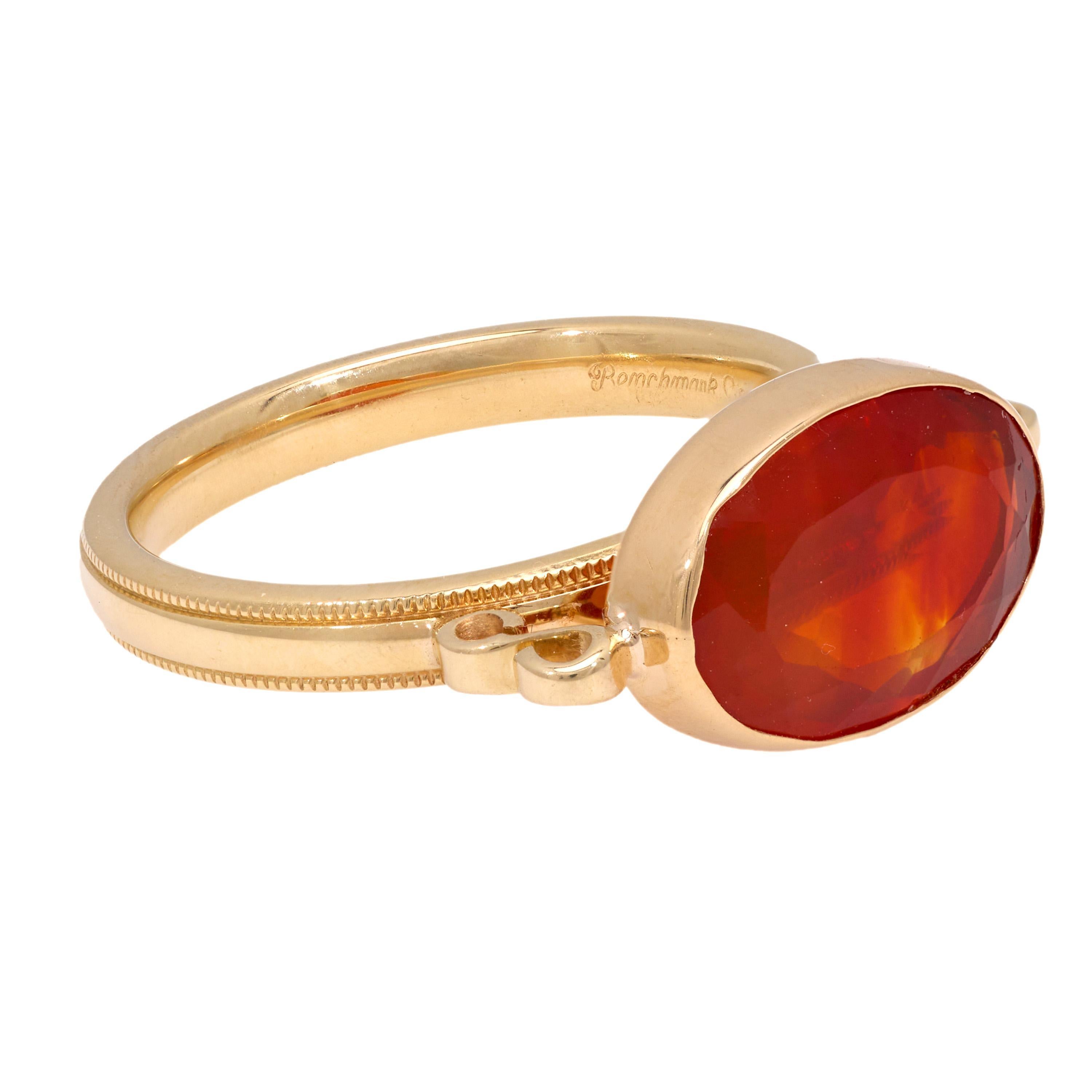 Women's Contemporary 2.60 carat fire opal 14k yellow gold bezel ring For Sale
