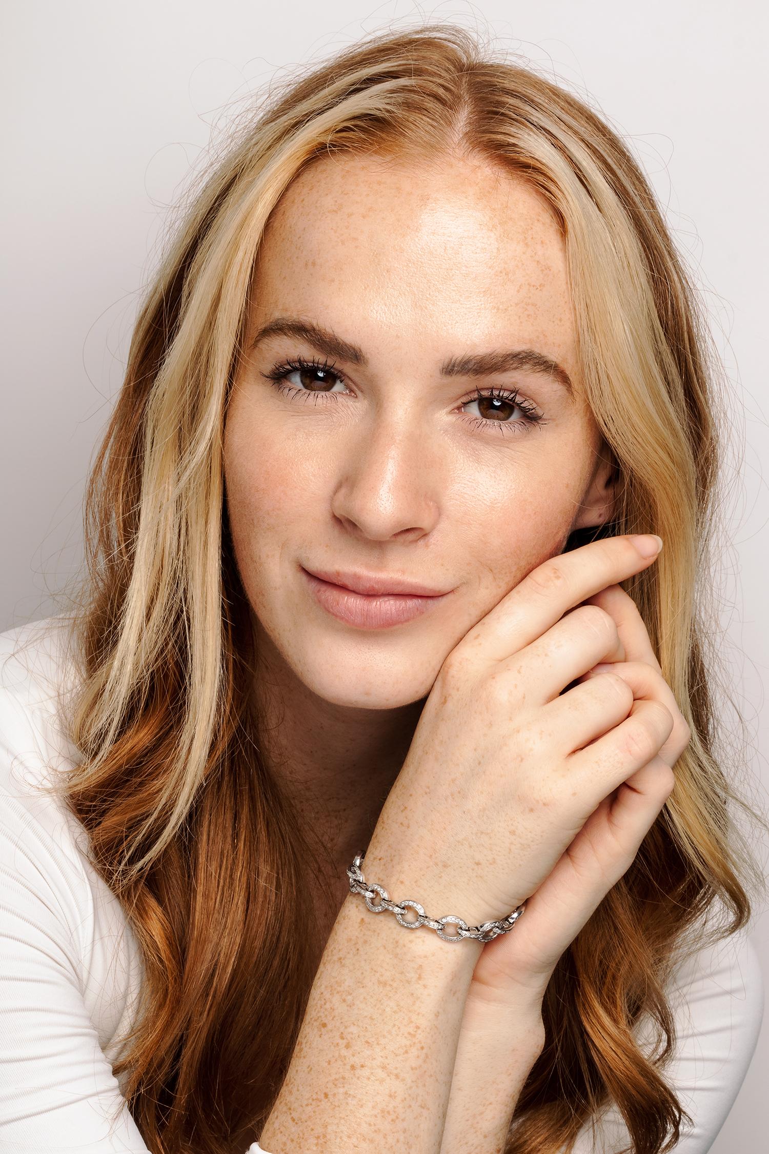 Contemporary 2,60 Karat Rundbrillant Diamantarmband im Zustand „Gut“ im Angebot in London, GB
