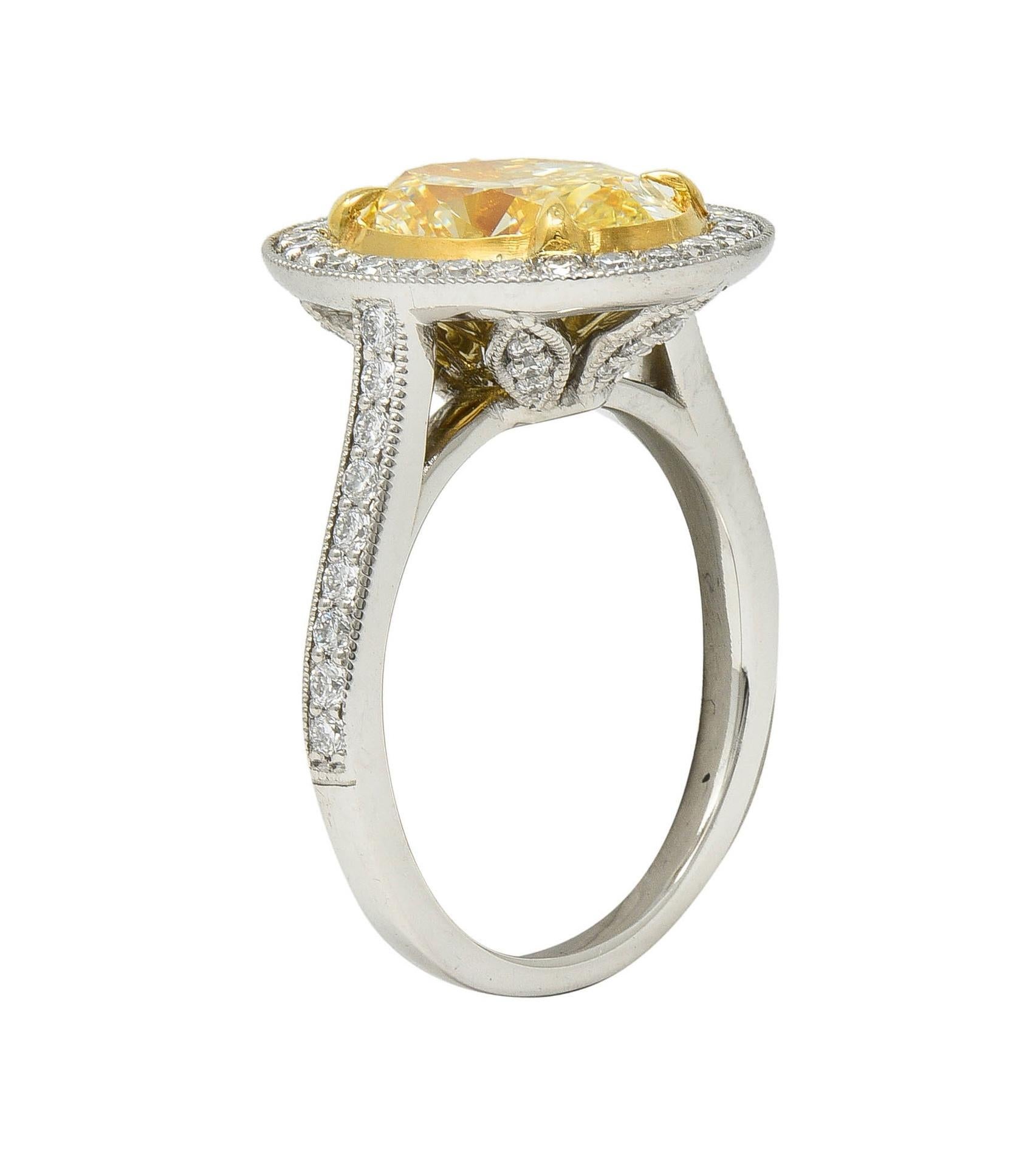 Contemporary 2.72 CTW Yellow Diamond Platinum 18 Karat Gold Halo Ring GIA In Excellent Condition For Sale In Philadelphia, PA