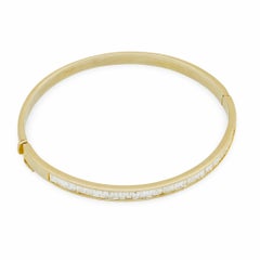 Bracelet en or jaune 14k avec diamant de 2,82 carats AM Contemporary