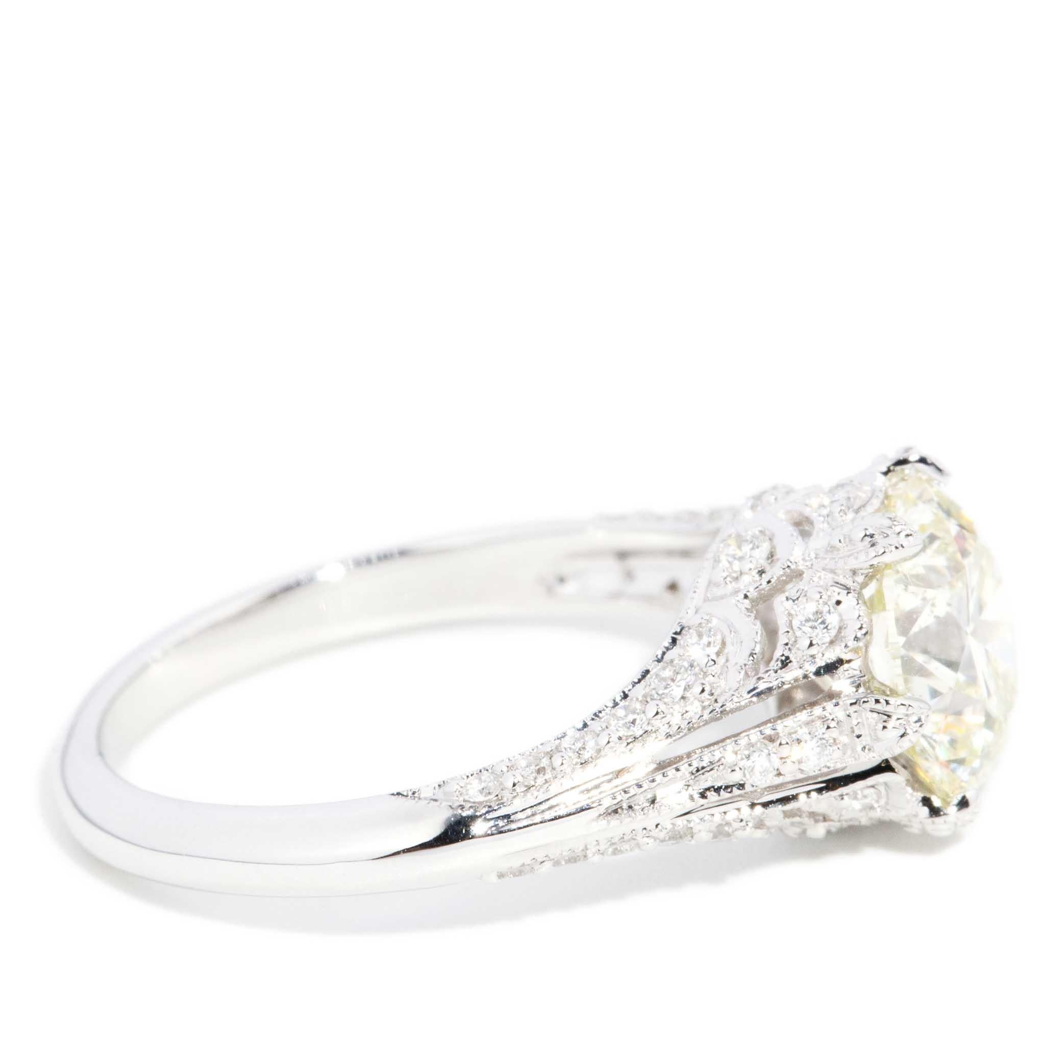 Contemporary 2.84 Carat Round Brilliant Diamond Ring 18 Carat White Gold 3
