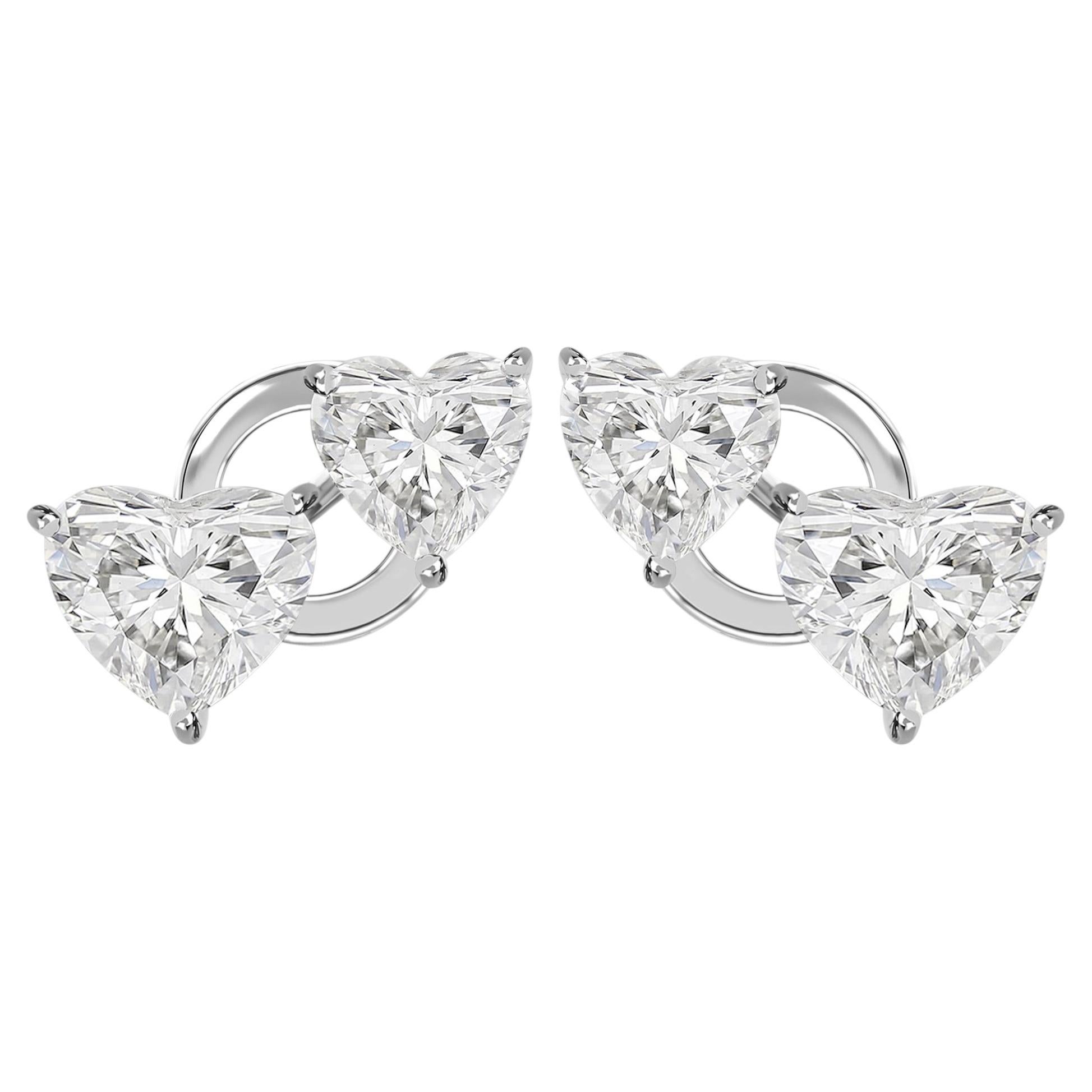 Contemporain, 2,84 carats. Boucles d'oreilles à clous avec diamants taille cœur en or blanc 14 carats
