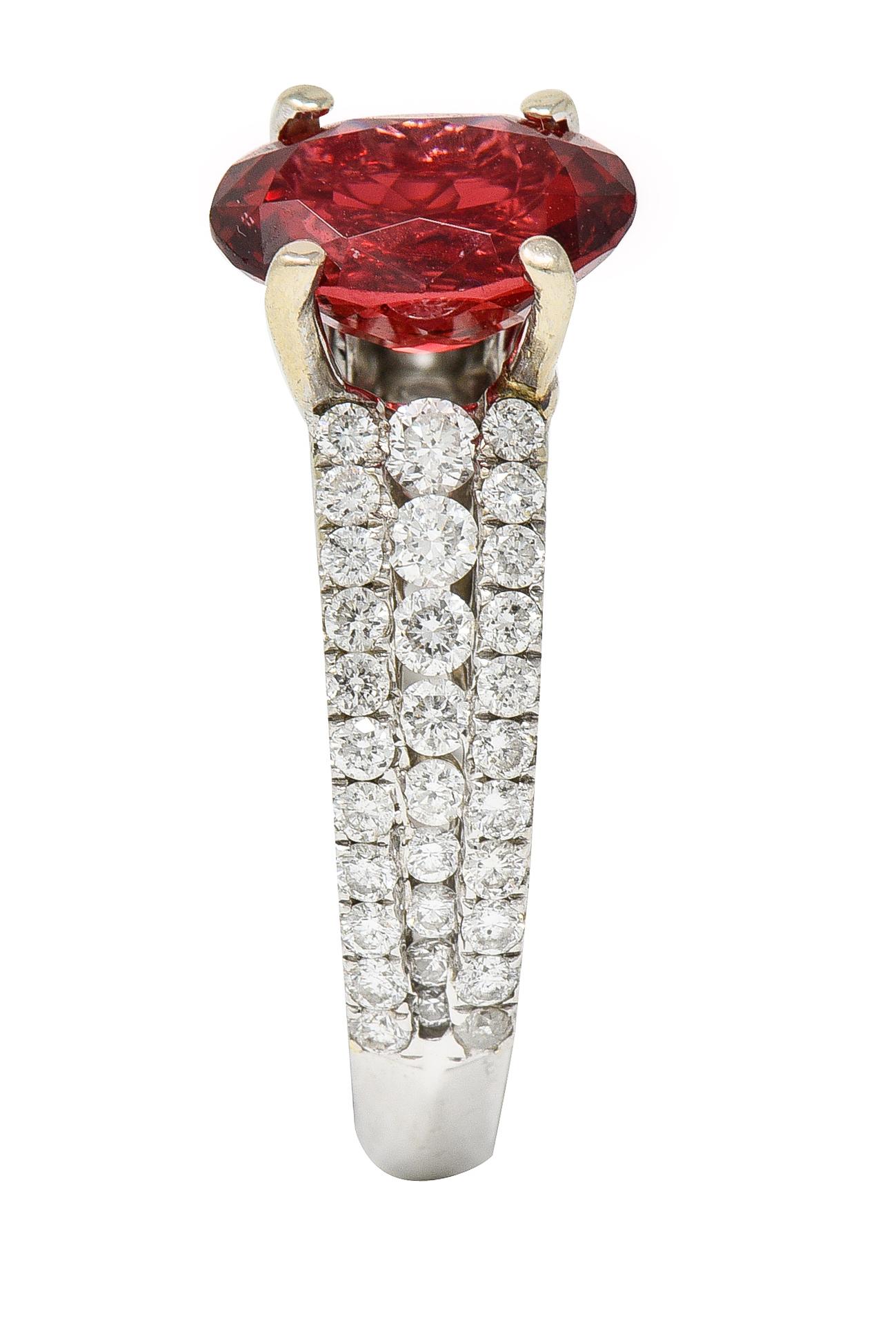 Contemporary 2.85 CTW Spinel Diamond 14 Karat White Gold Scroll Ring For Sale 6