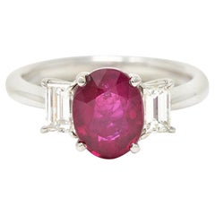 Contemporary 2.89 Carats Burma Ruby Diamond Platinum Gemstone Ring GIA