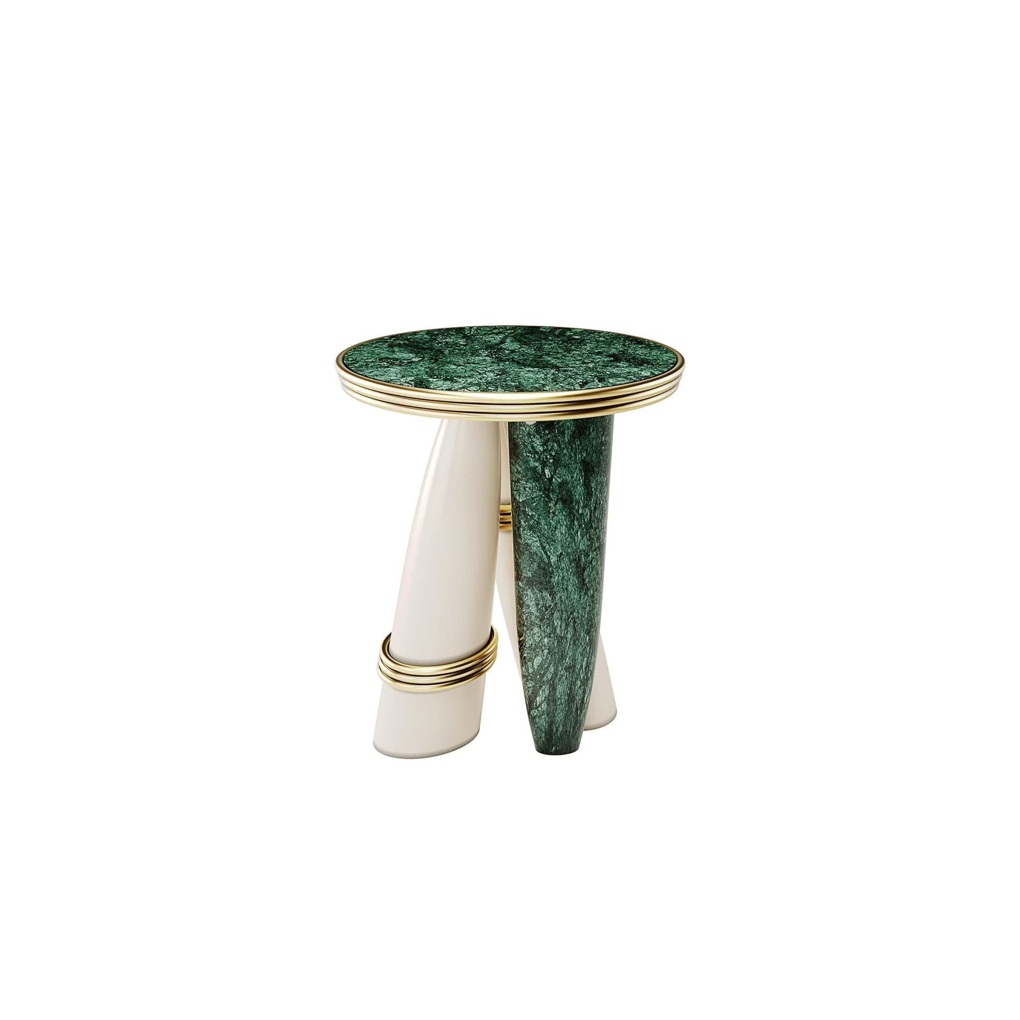 Poli Table d'appoint ronde contemporaine à 3 pieds en marbre  Marbre poli Laque brillante en vente