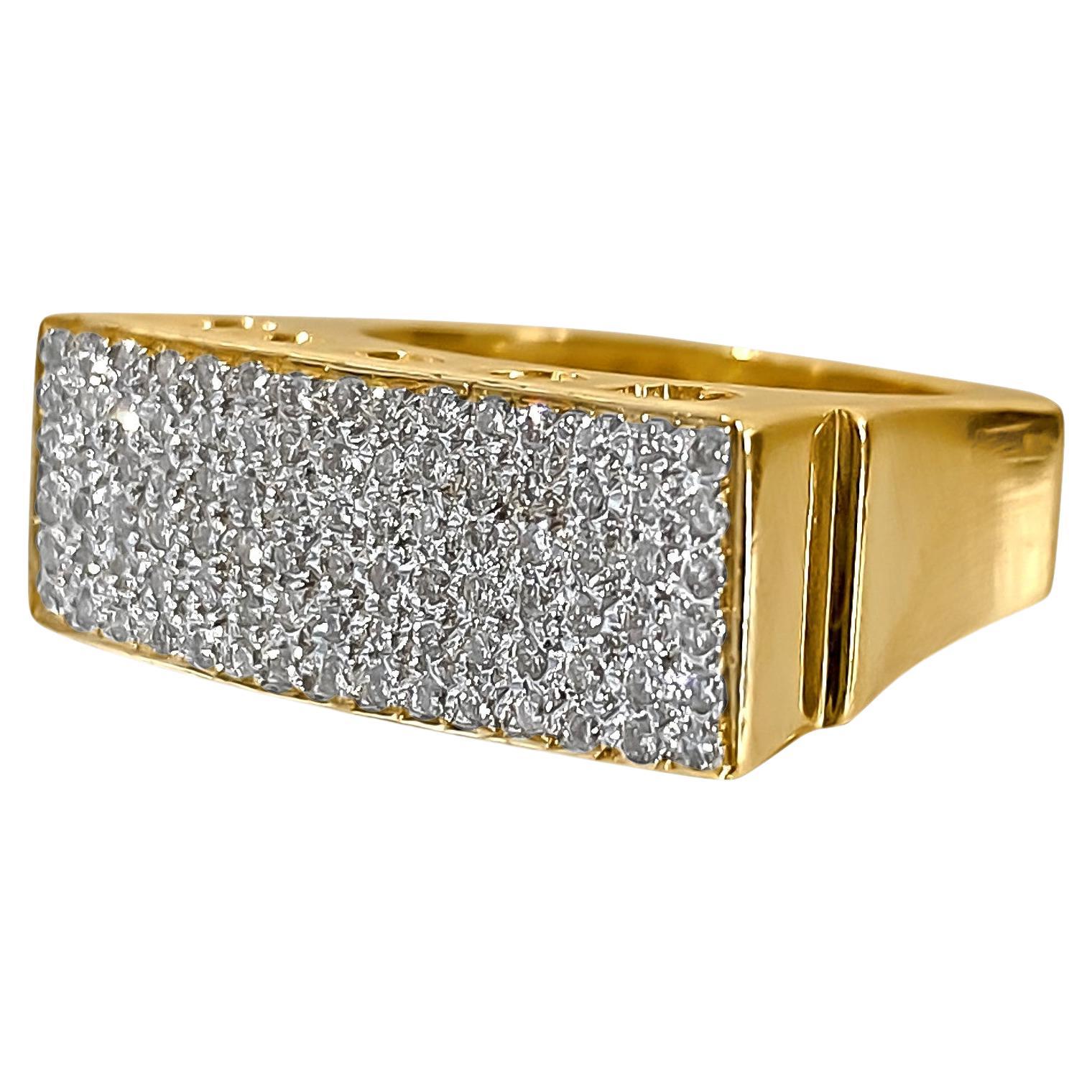 Bague contemporaine en or 18 carats avec grappe de diamants de 3,00 carats en vente