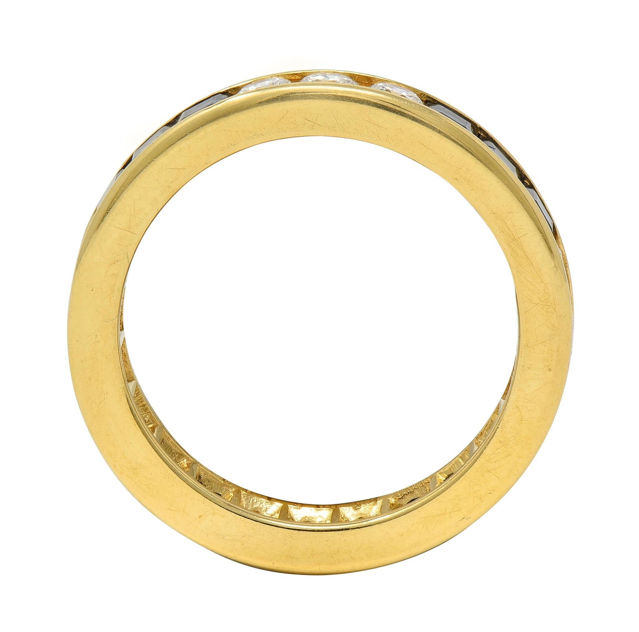 Anello a fascia per l'eternità in oro 18 carati con zaffiro e diamante da 3,00 CTW in vendita 1